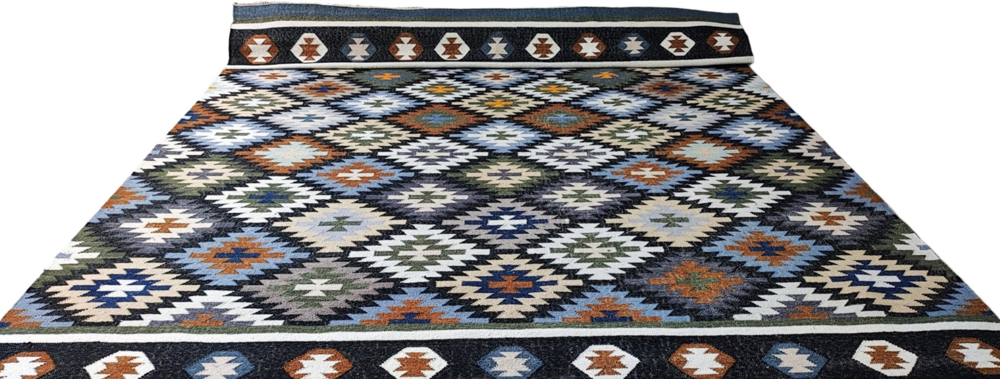 Vaughan's 10.3x14.6 Handwoven Black Mix Kilim Design | Banana Manor Rug Factory Outlet