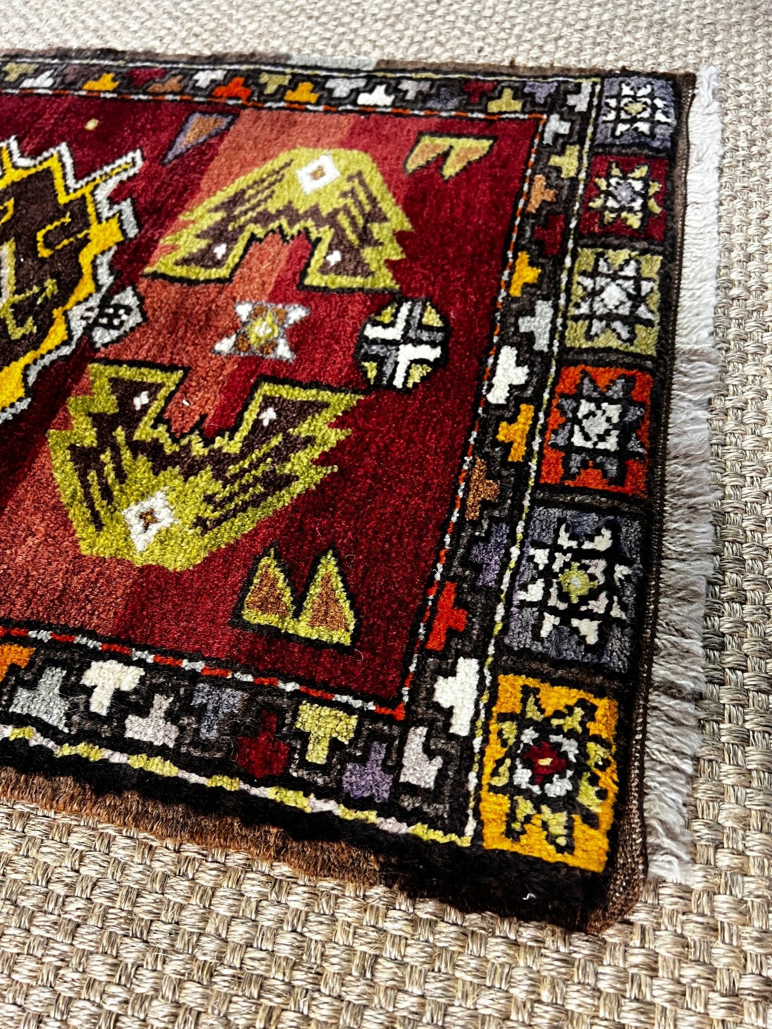 Vintage 1.10x2.10 Turkish Oushak Red and Green Small Rug | Banana Manor Rug Factory Outlet