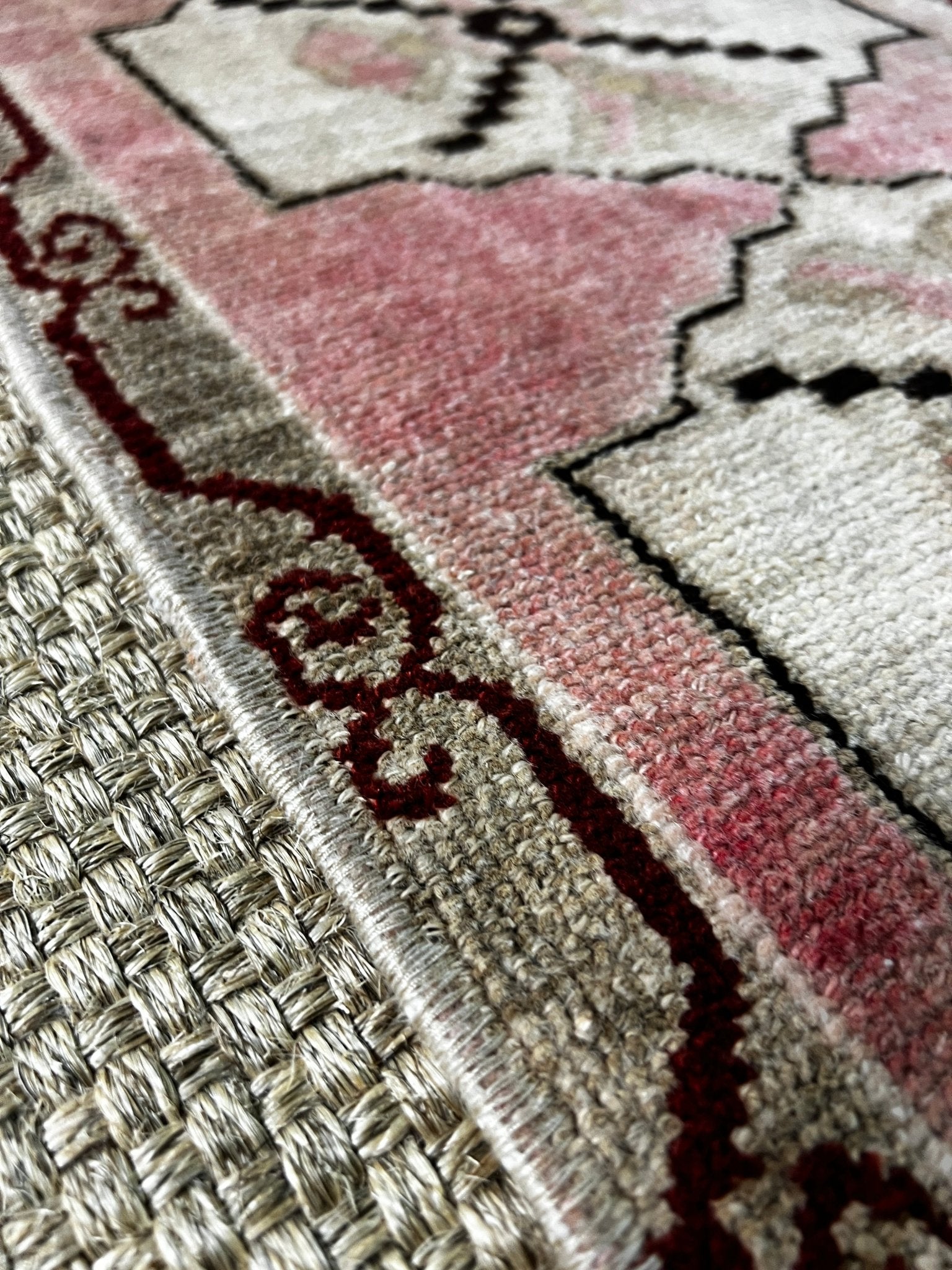 Vintage 1.4x3.2 Turkish Oushak Pink and Beige Small Rug | Banana Manor Rug Factory Outlet