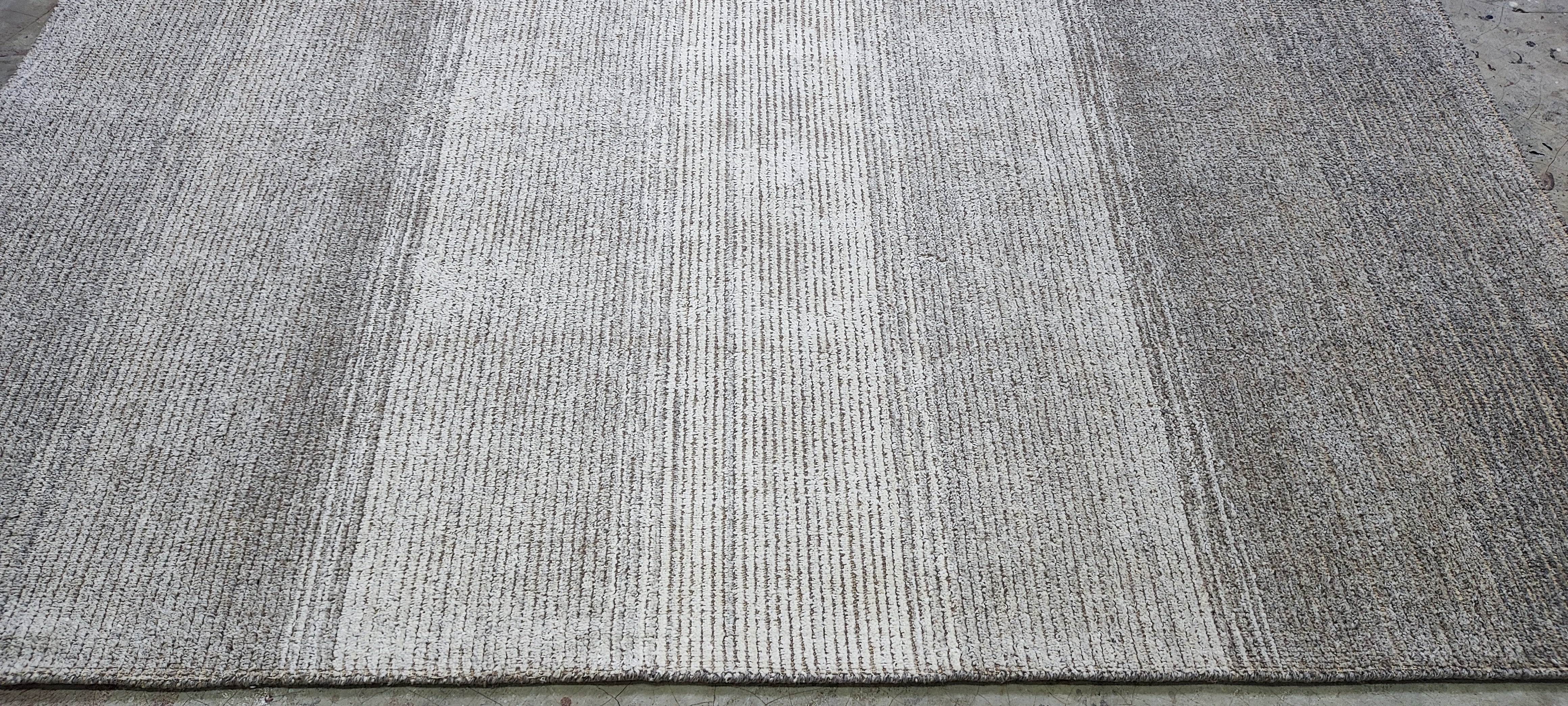 Ivano 4.6x6.6 Handwoven Blended Textured Carpet