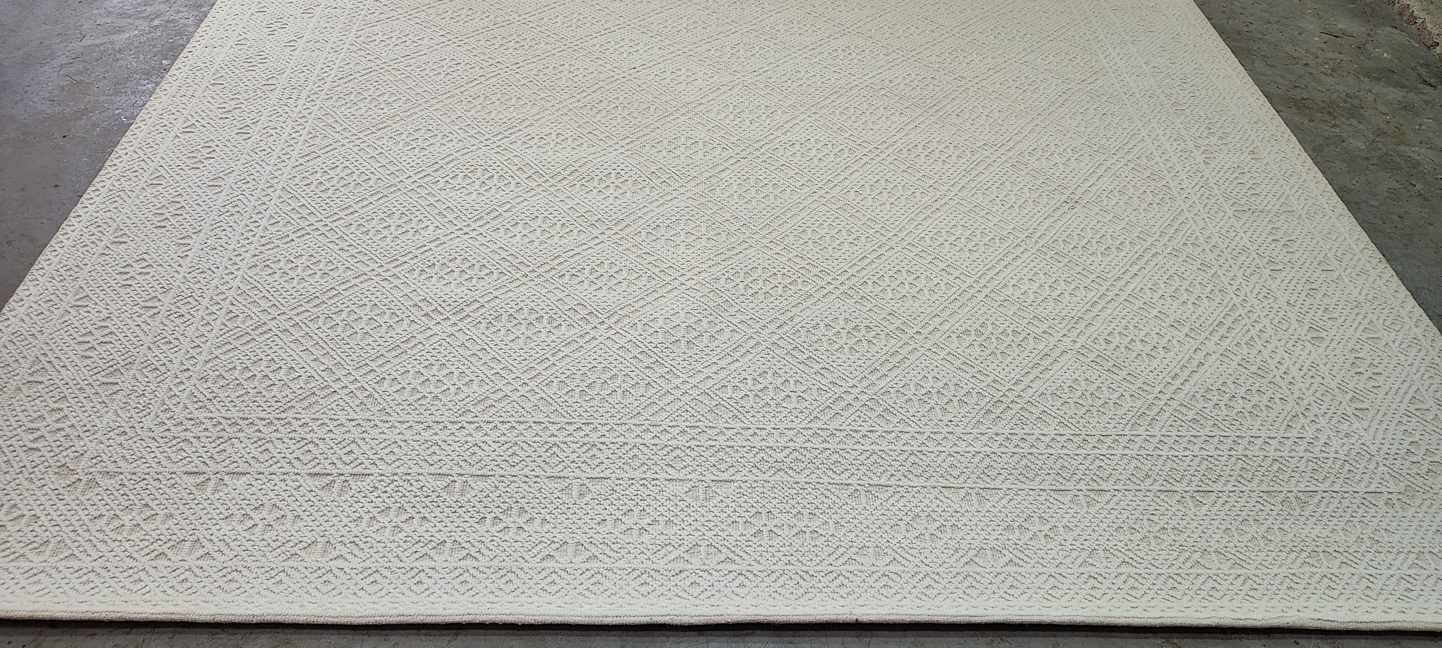 Giuliano 9x11.9 Hand-Knotted Ivory Modern