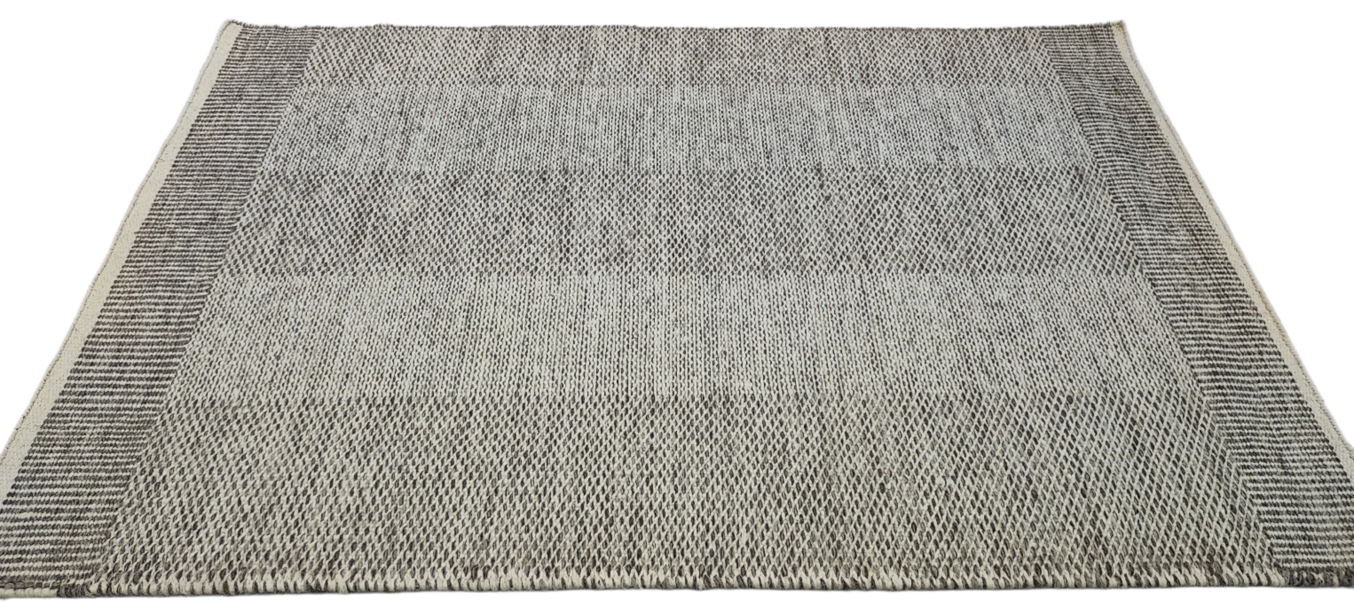 Michael 4x6 Hand-Woven Durrie Silver Grey