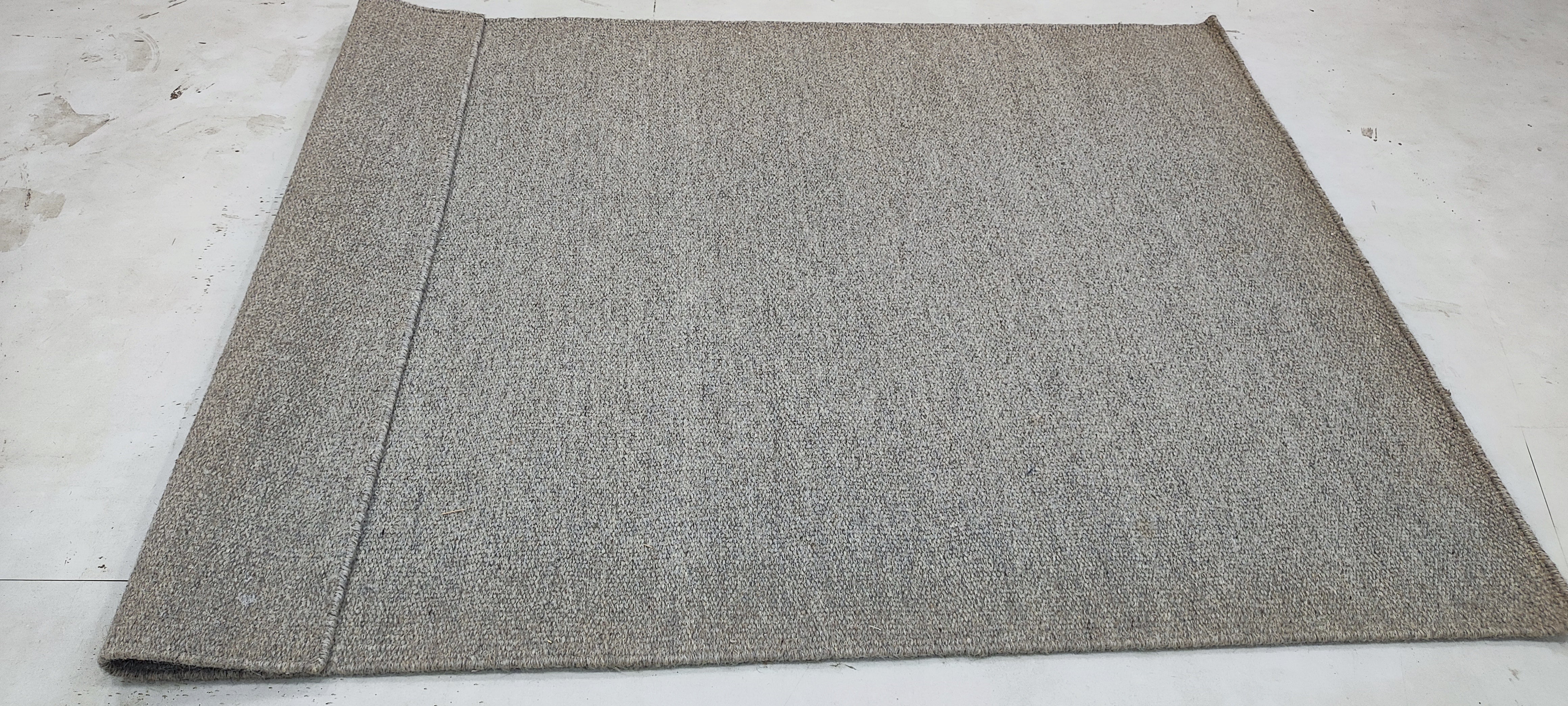 Khaby 4x6 Hand-Woven Durrie Grey