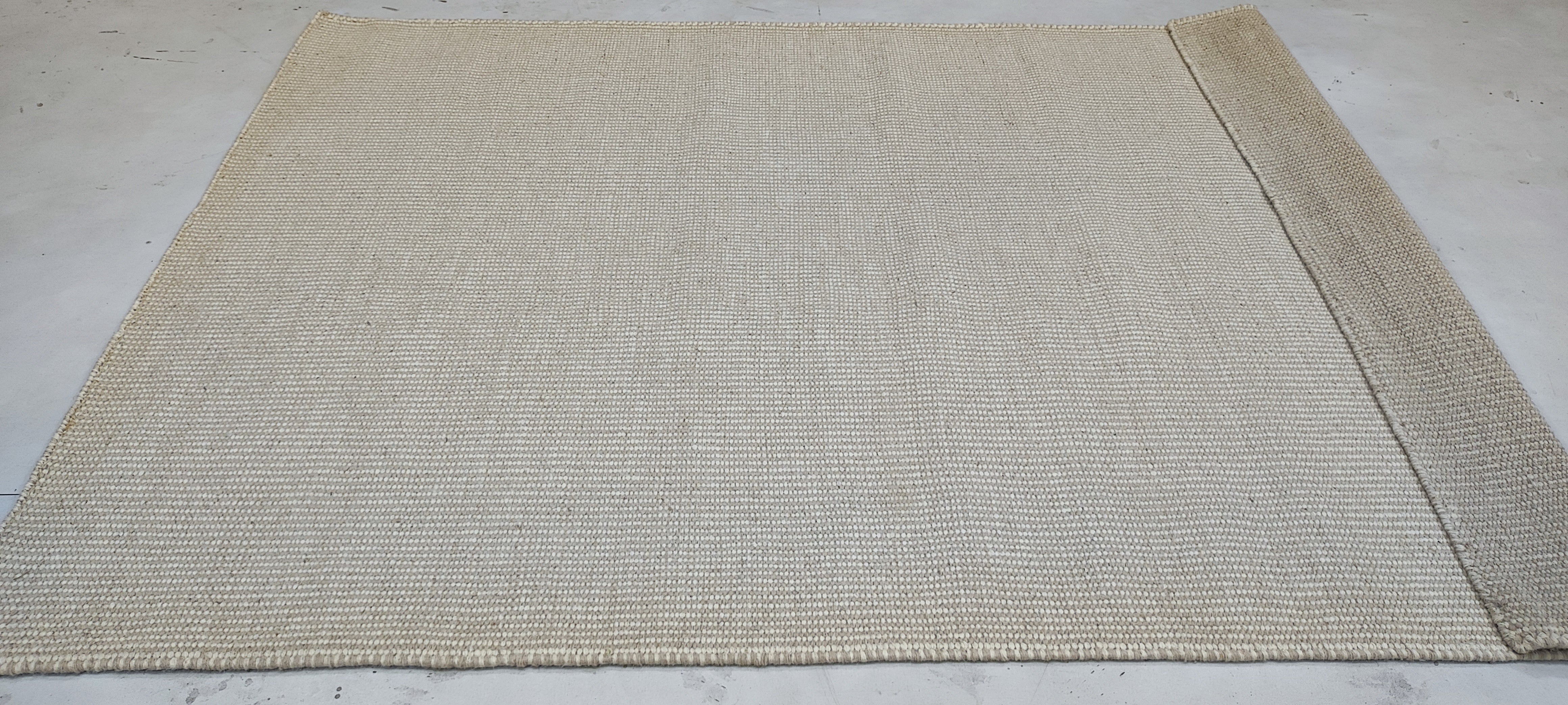 Jake 4x6 Hand-Woven Durrie Beige