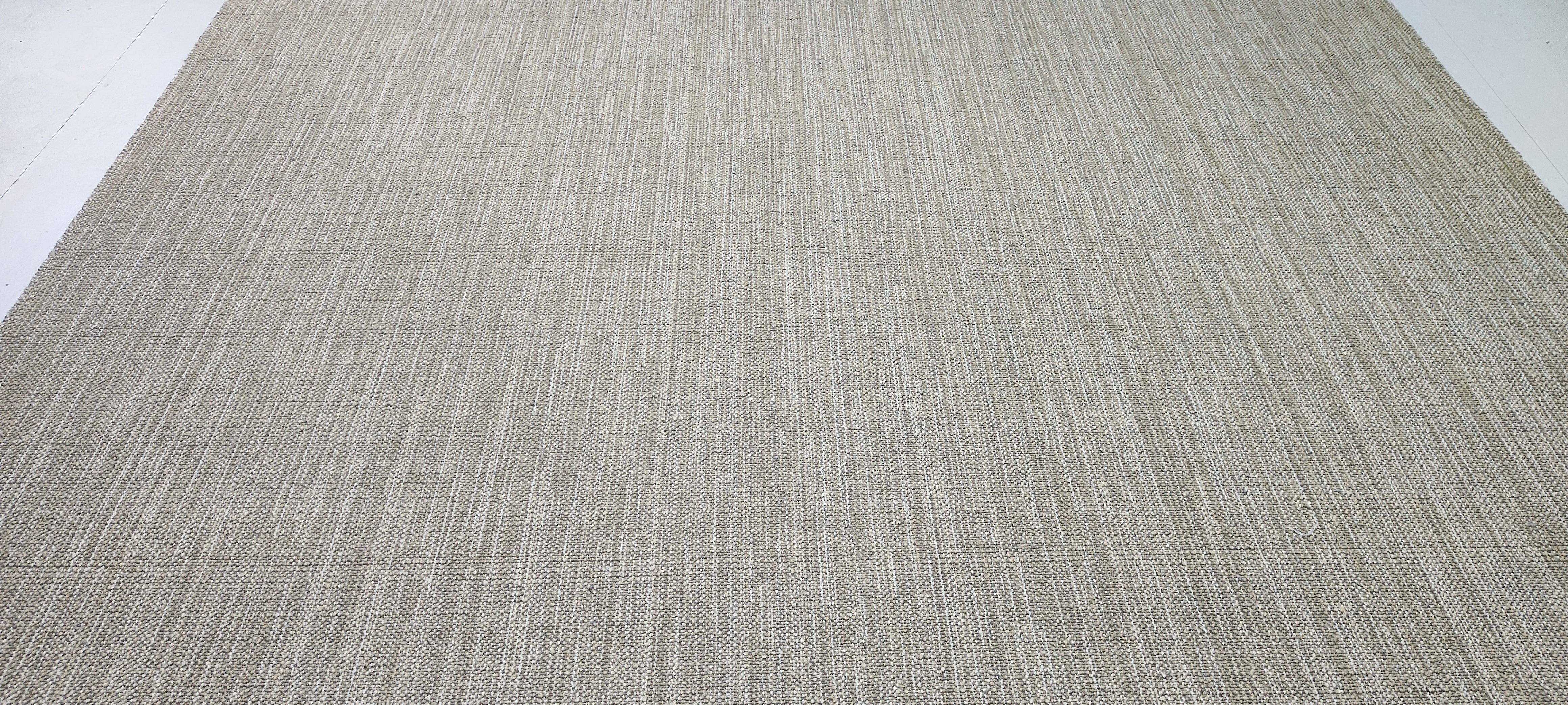 Caeser Flickerman 10x14 Hand-Woven Durrie Textured Beige