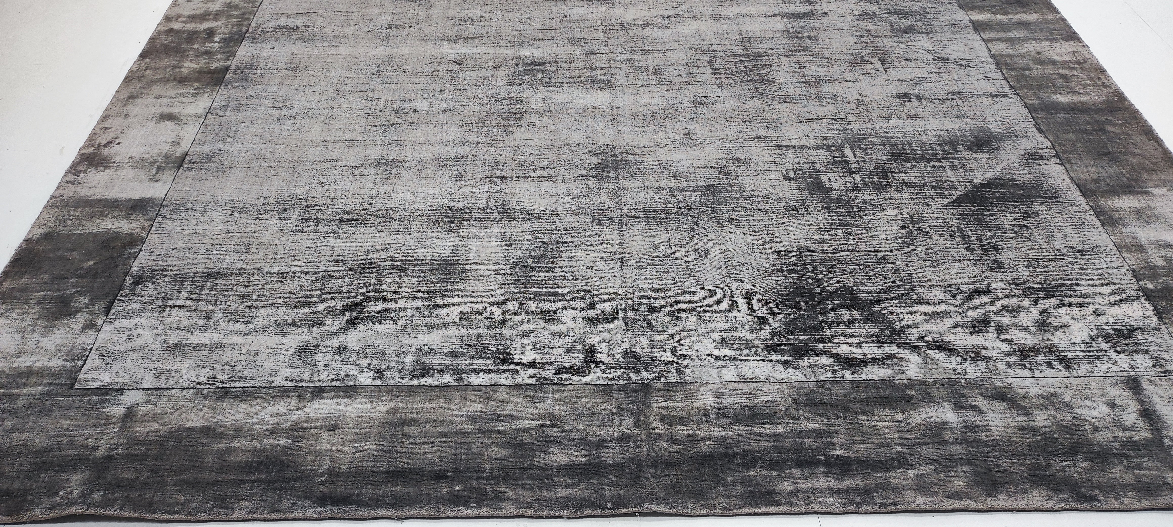 Edward 9.9x13.6 Handwoven Modern Dark Grey Viscose