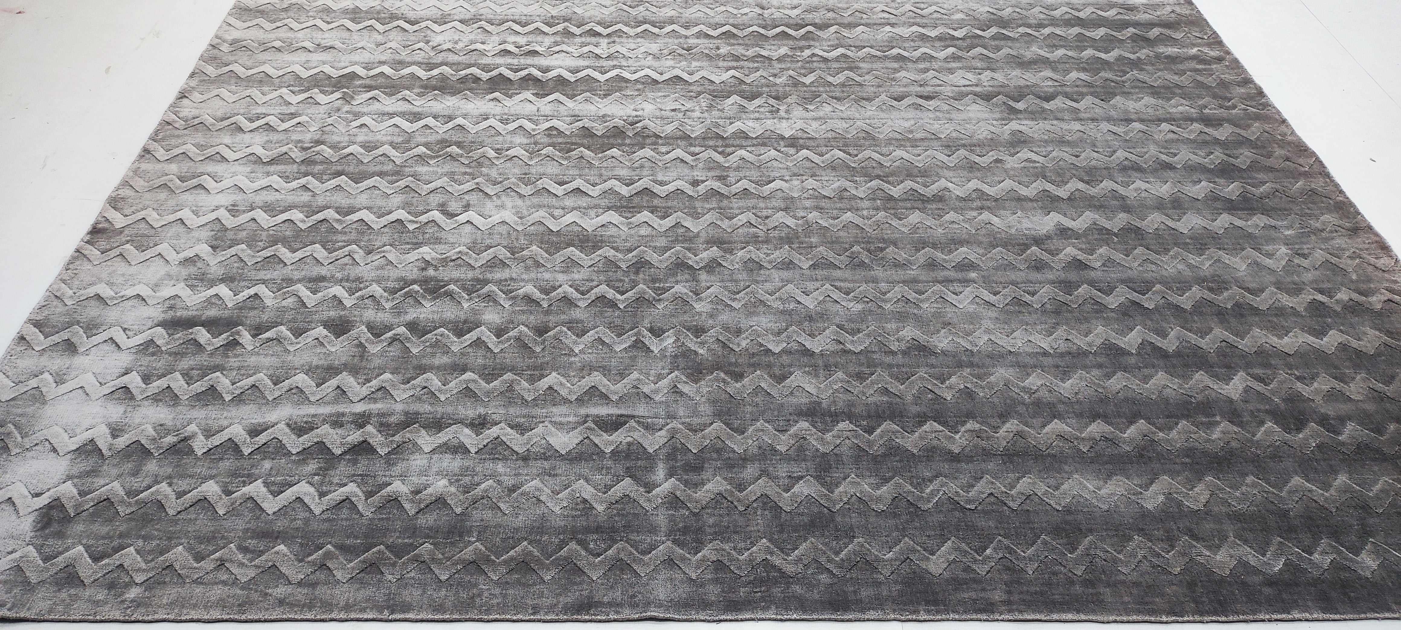 Jack 9x14 Hand-Woven Modern Grey Viscose