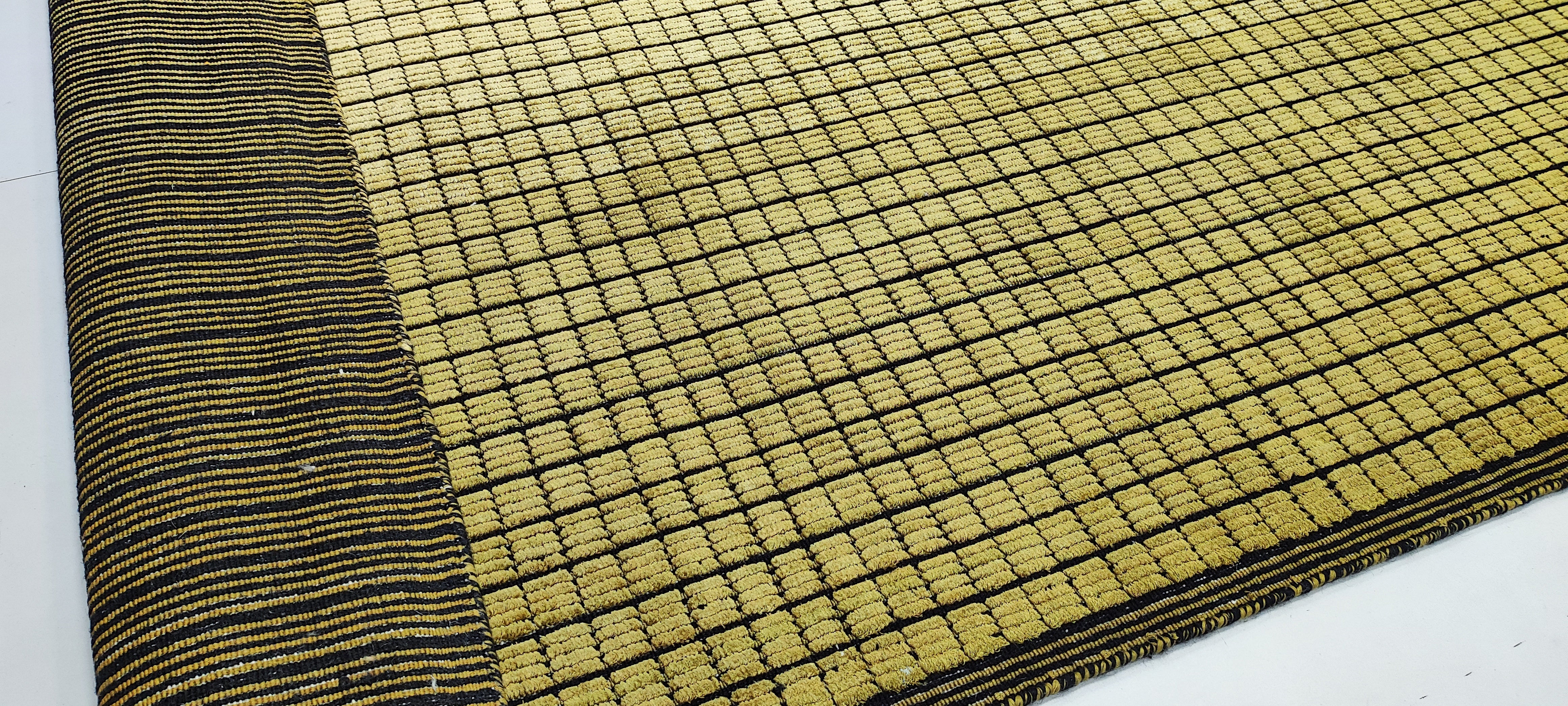 Marc 6.9x9.9 Hand-Woven Modern Gold and Black Viscose