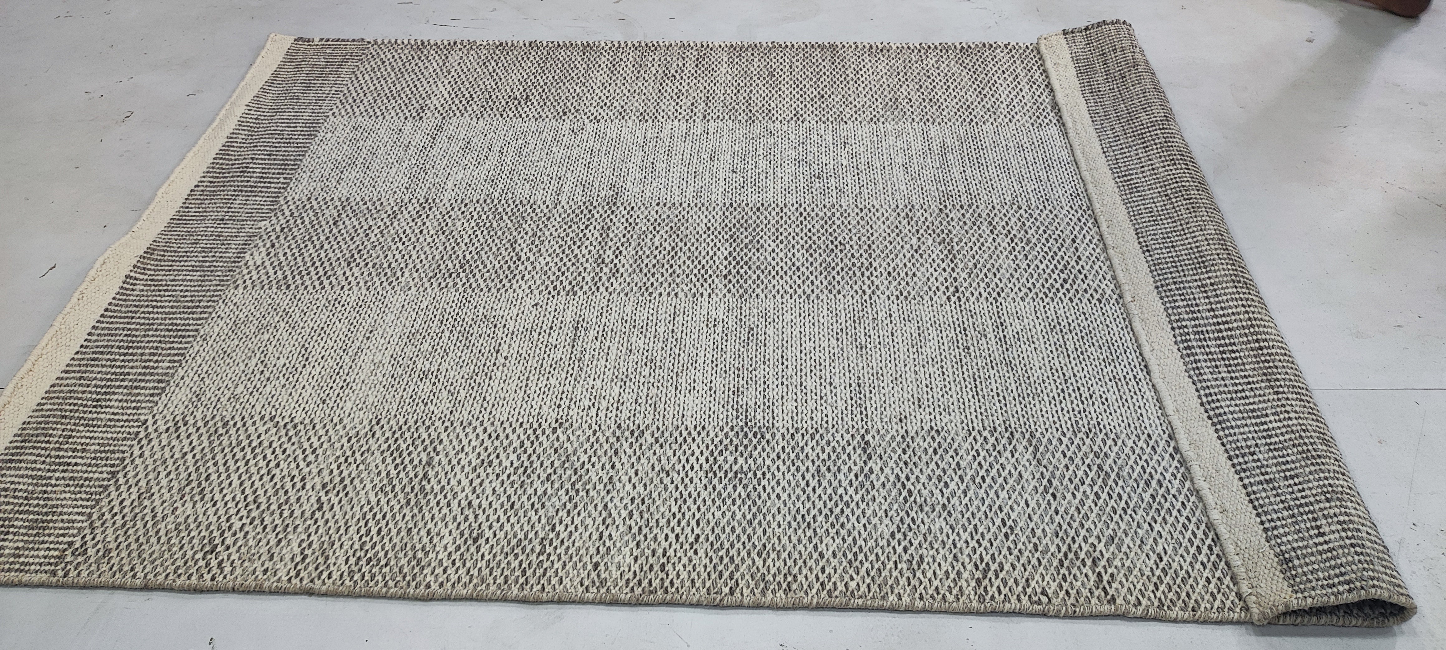 Ryann Werner 4x6 Hand-woven Durrie Rug (Multiple Colors)