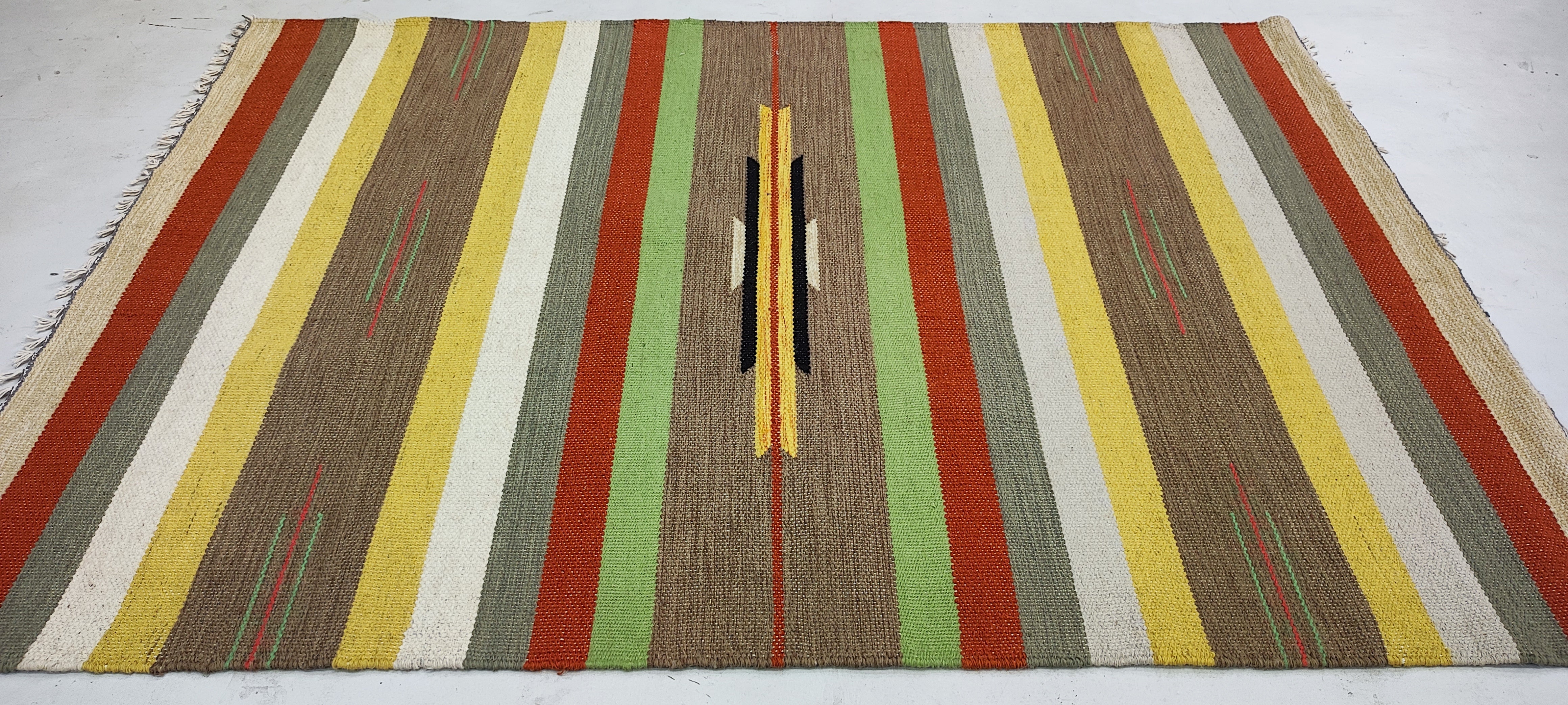 Michael Hitchcock 4x6 Striped Hand-woven Durrie Rug (Multiple Colors)