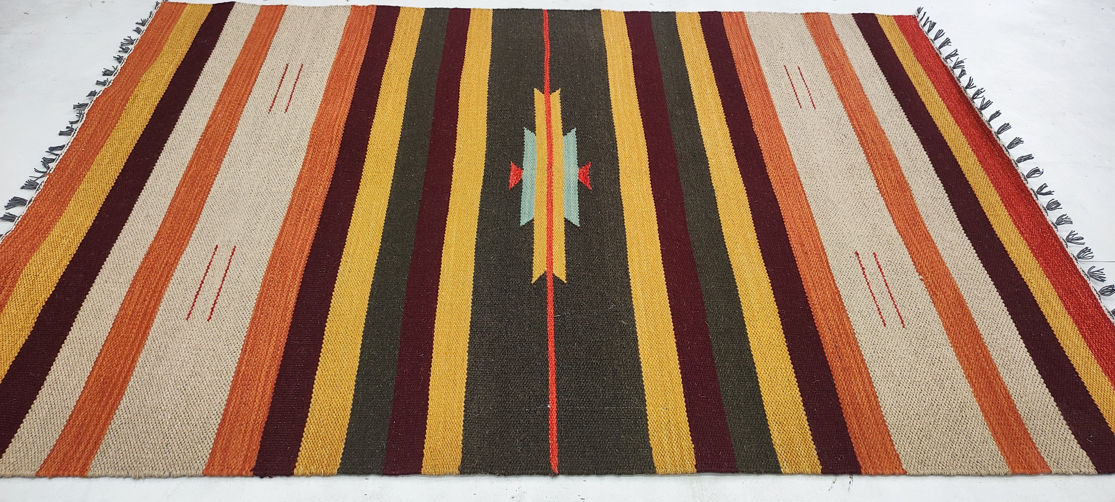 Michael Hitchcock 4x6 Striped Hand-woven Durrie Rug (Multiple Colors)