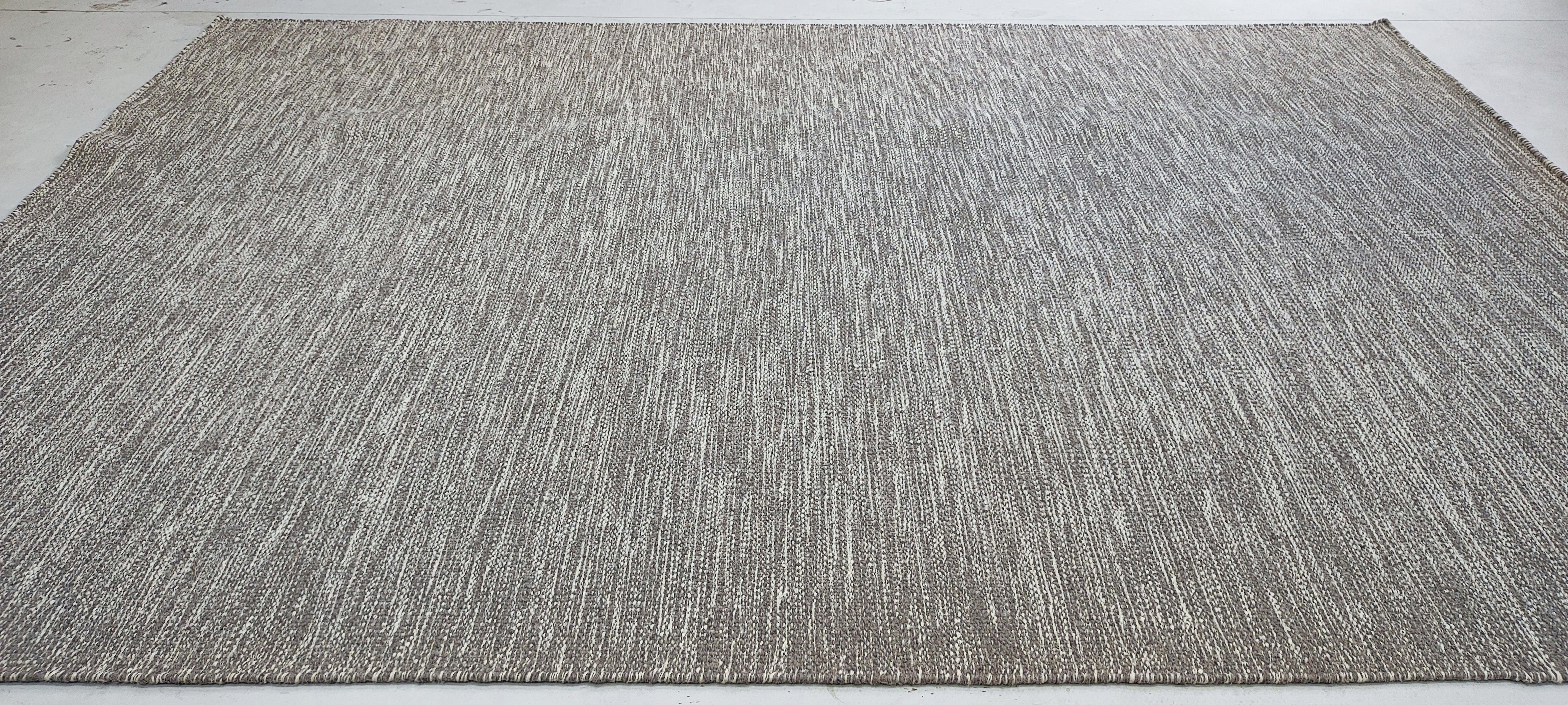 Paul Ben-Victor 6.9x9.9 Grey Hand-woven Durrie Rug