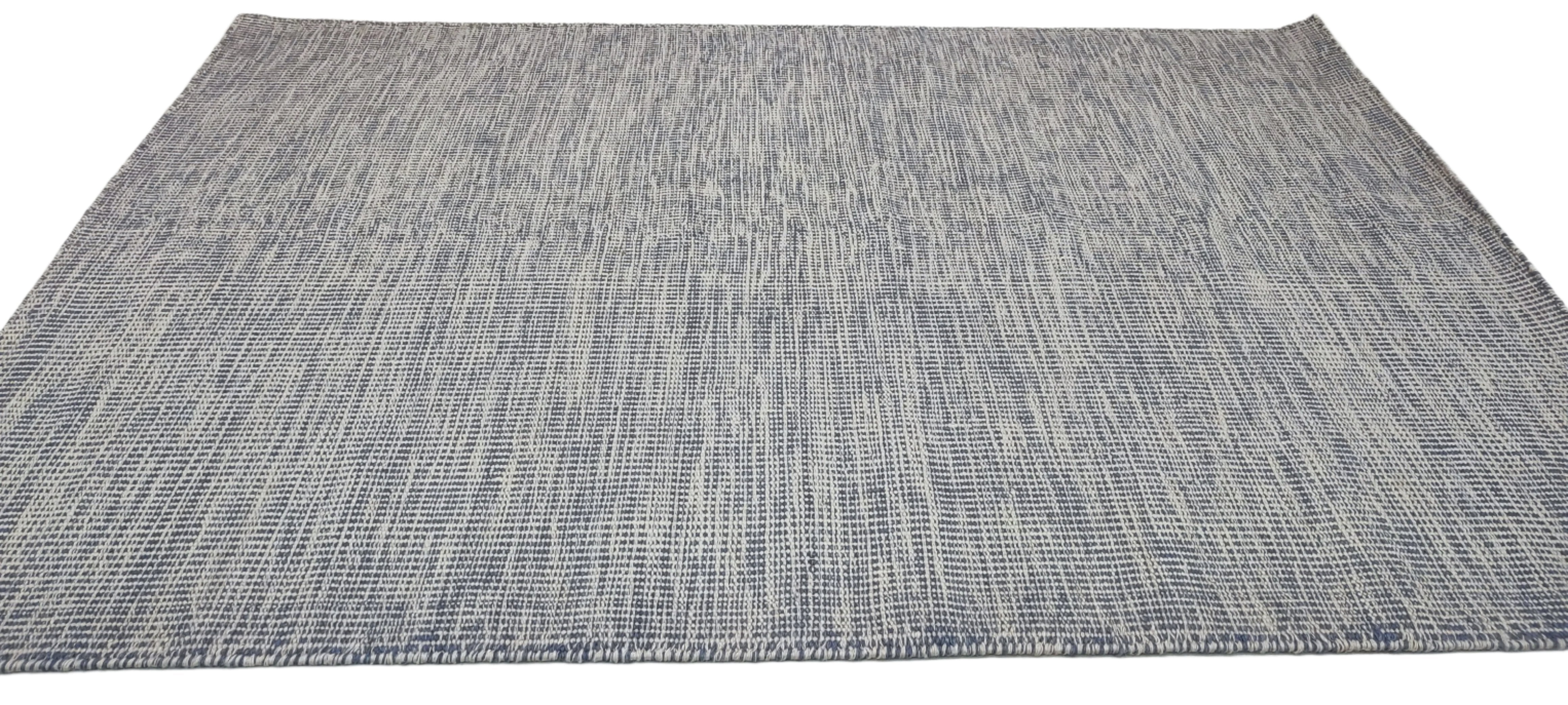 Earle 5.3x7.6 Hand-Woven Durrie Ivory and Blue