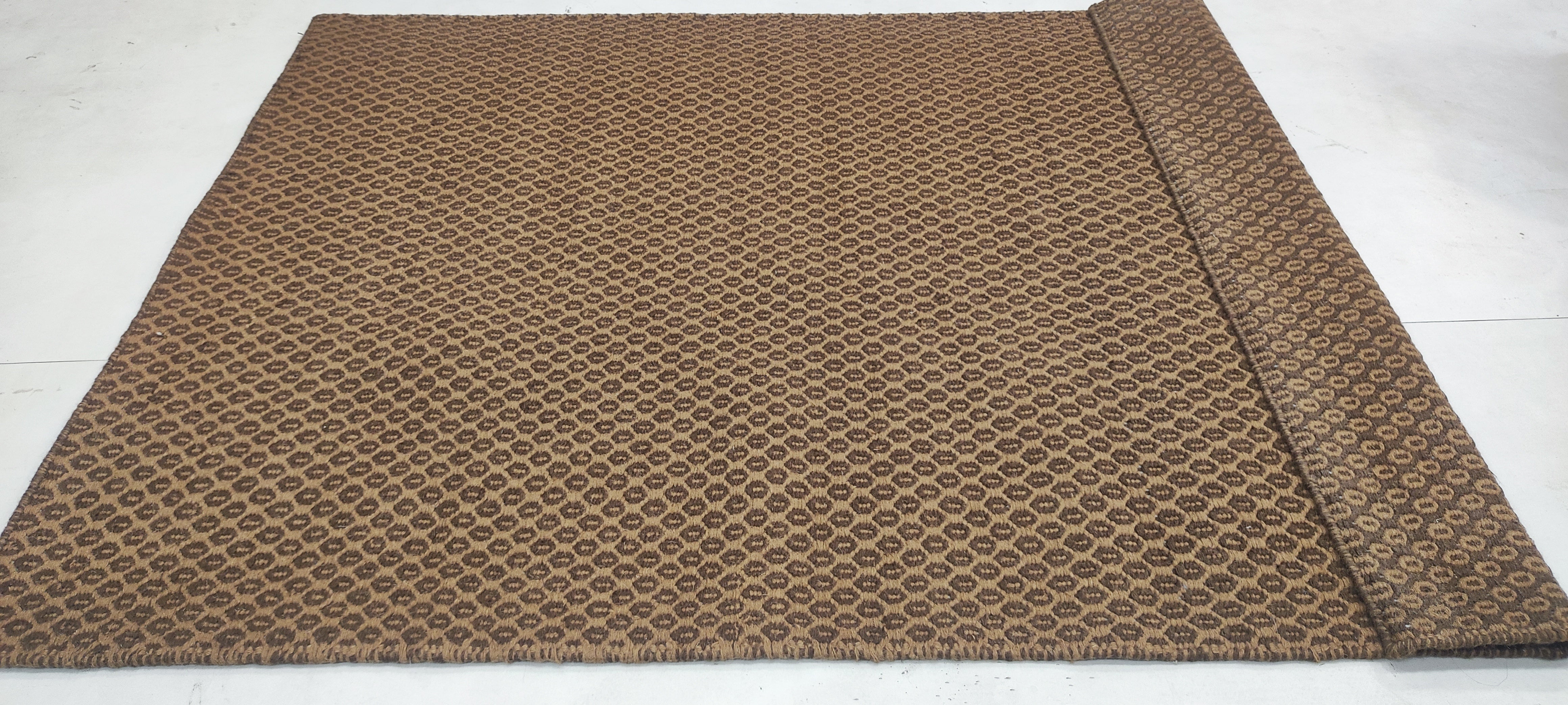 Dwight 4x5.9 Hand-woven Grey Durrie Rug (Multiple Colors)