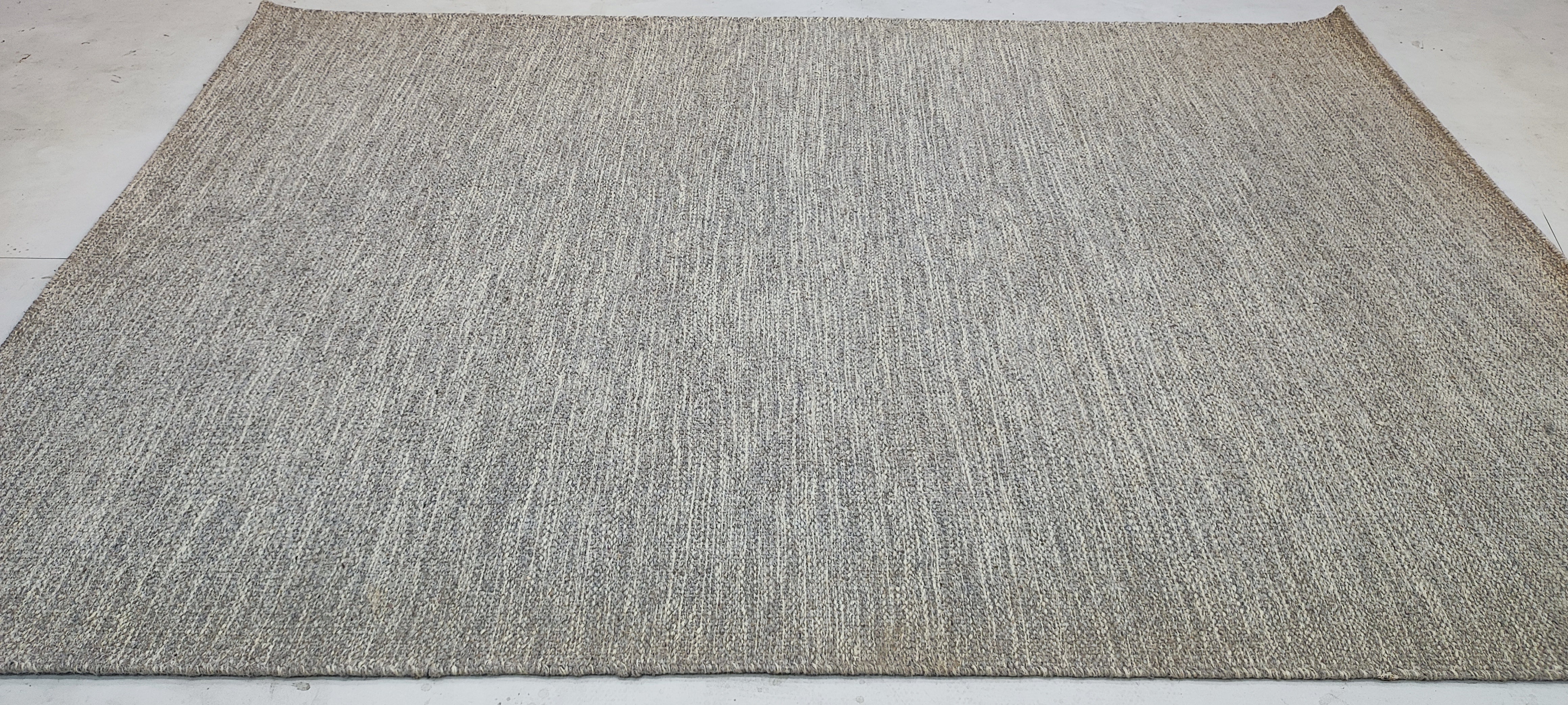 NAME 5.3x7.6 Grey Hand-woven Durrie Rug