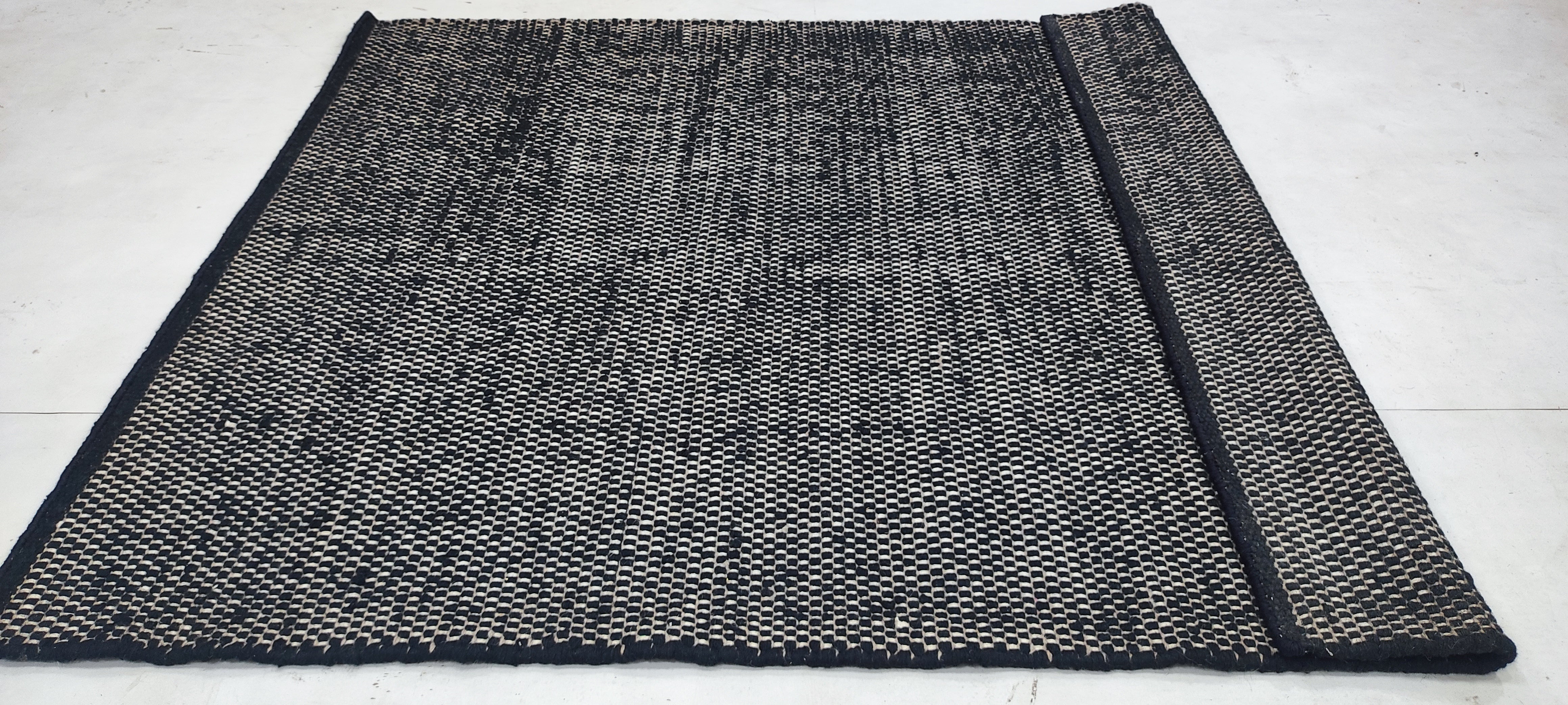 NAME 5x6.3 Black Hand-woven Durrie Rug