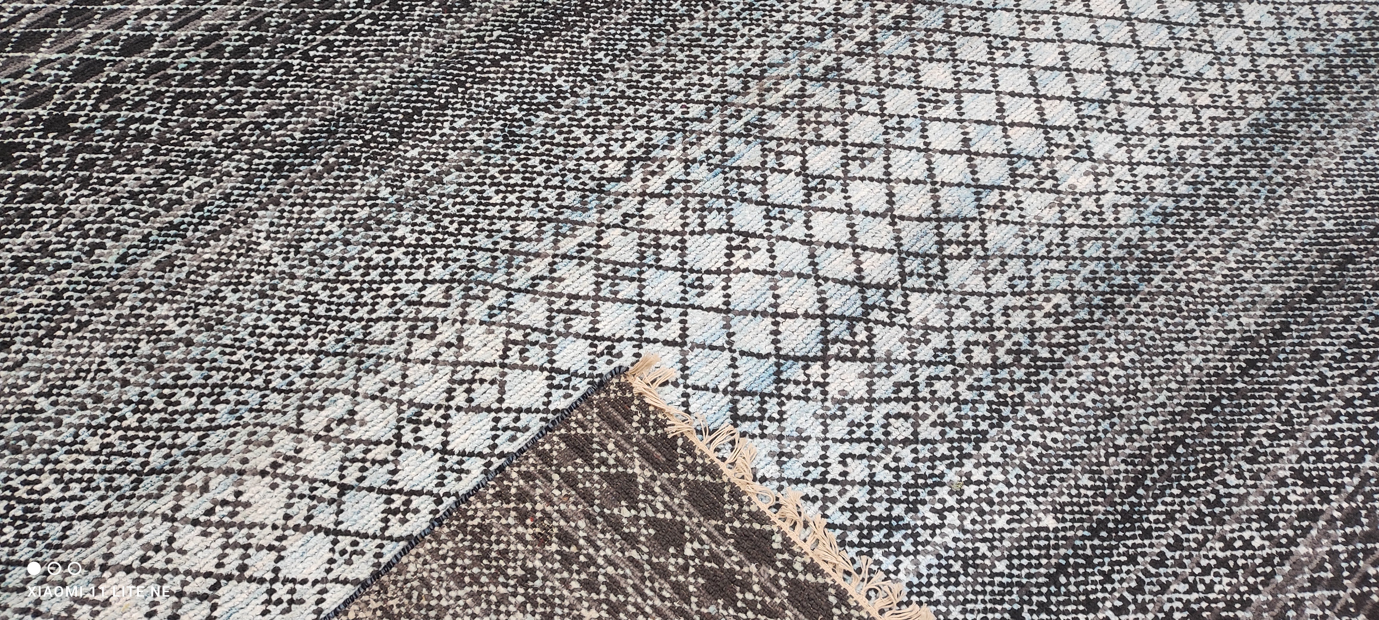 Teen Shane 6x8.9 Silver Hand-Knotted Grass Style Rug