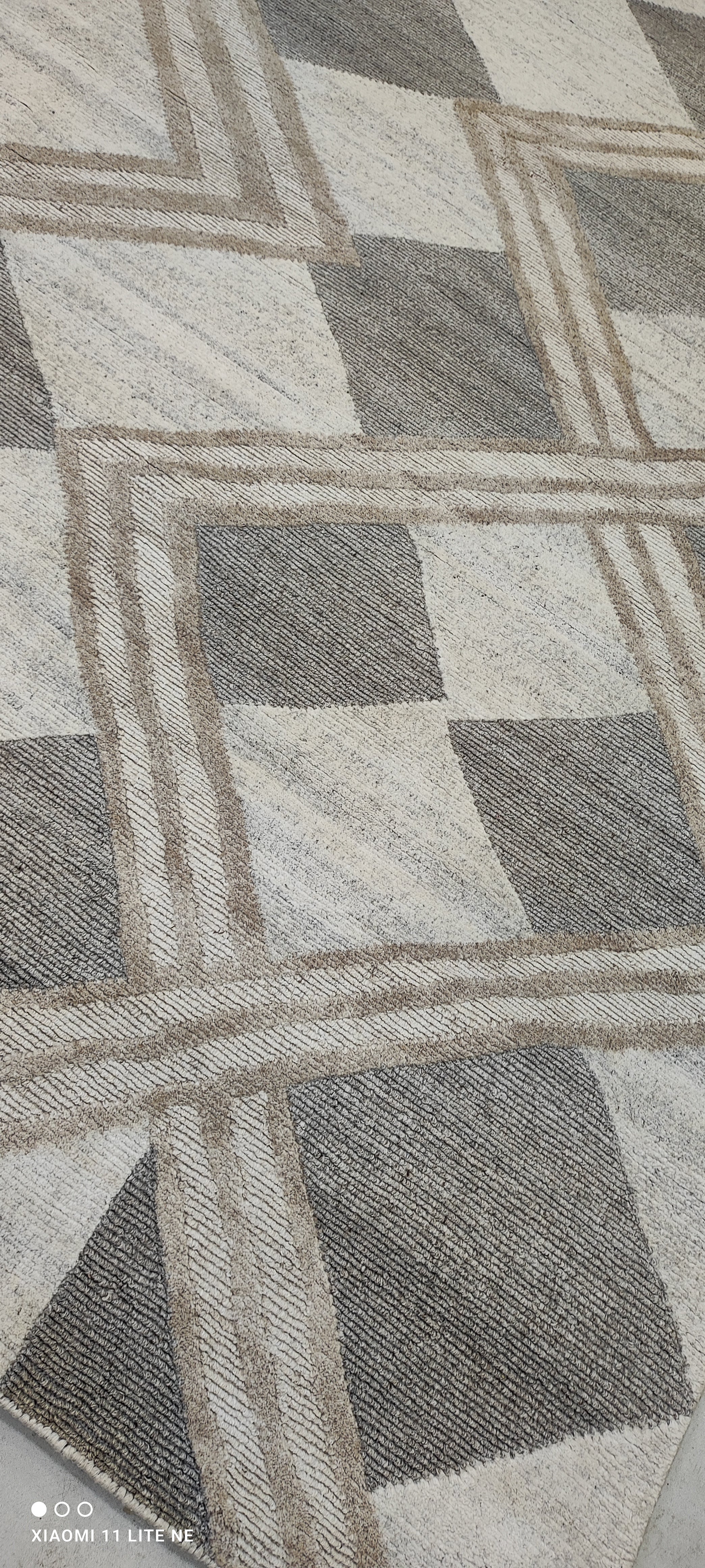 Nico 9x11.9 Hand-Knotted Modern Loop Cut Rug