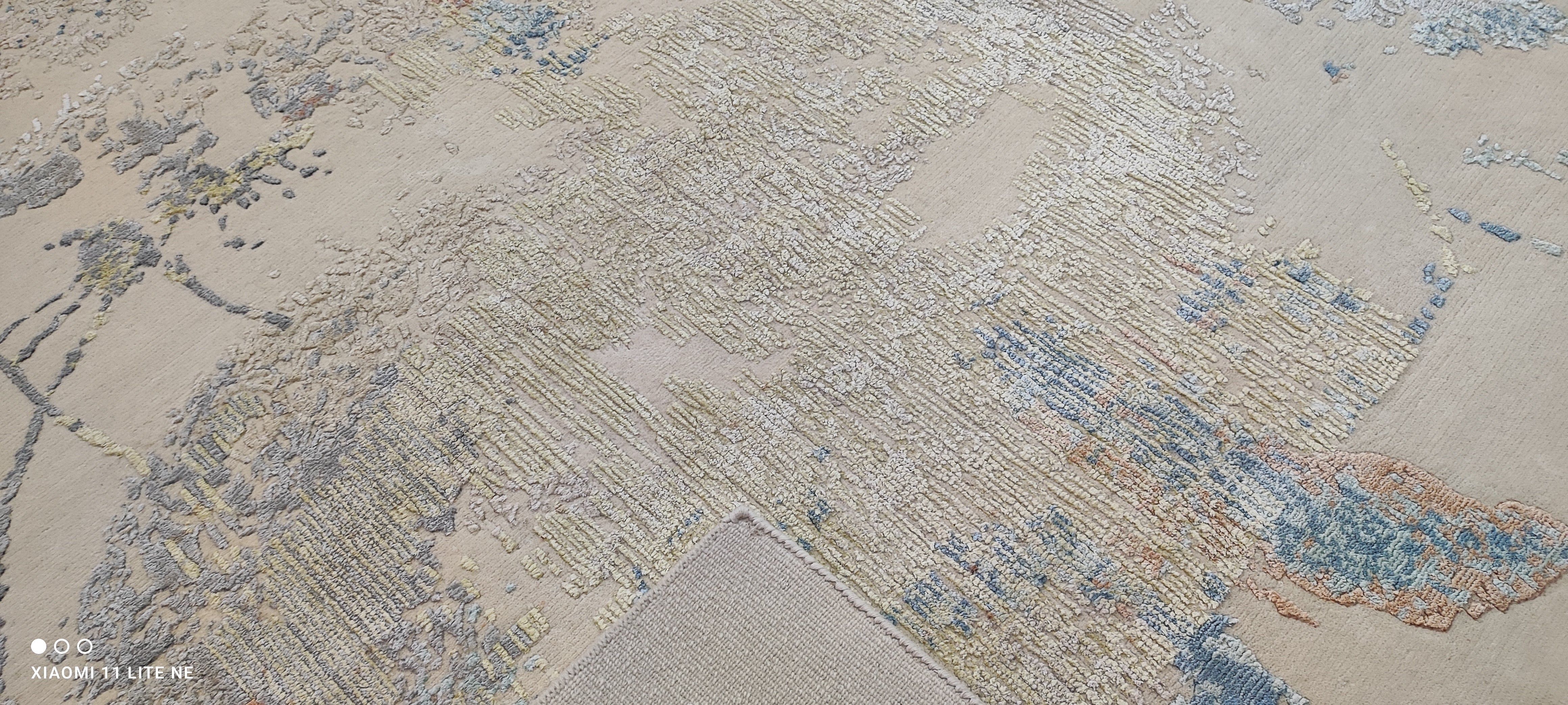 Max 8x10 Beige High Low Hand-Knotted Modern Rug