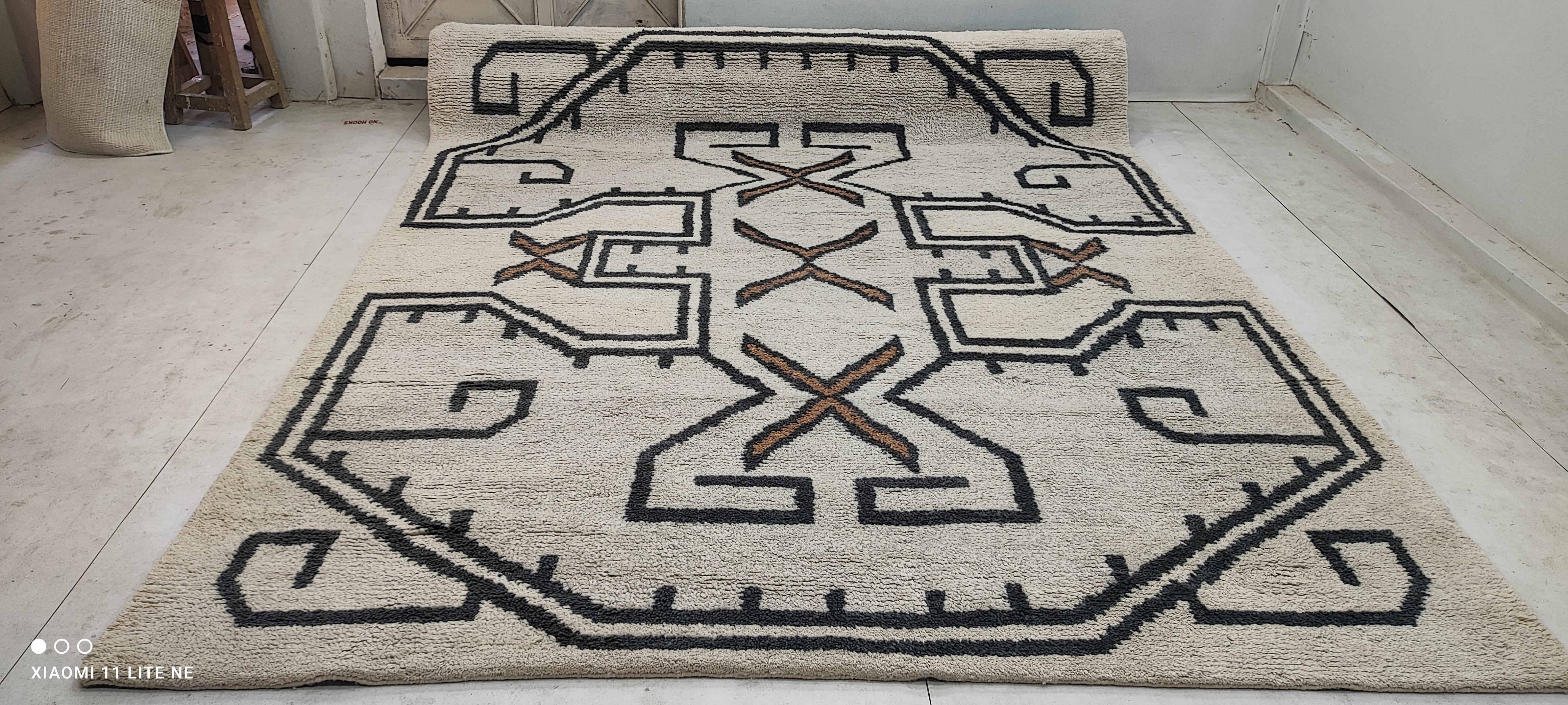 River Codack 8.3x10.3 Ivory Hand-Knotted Moroccan Style Rug