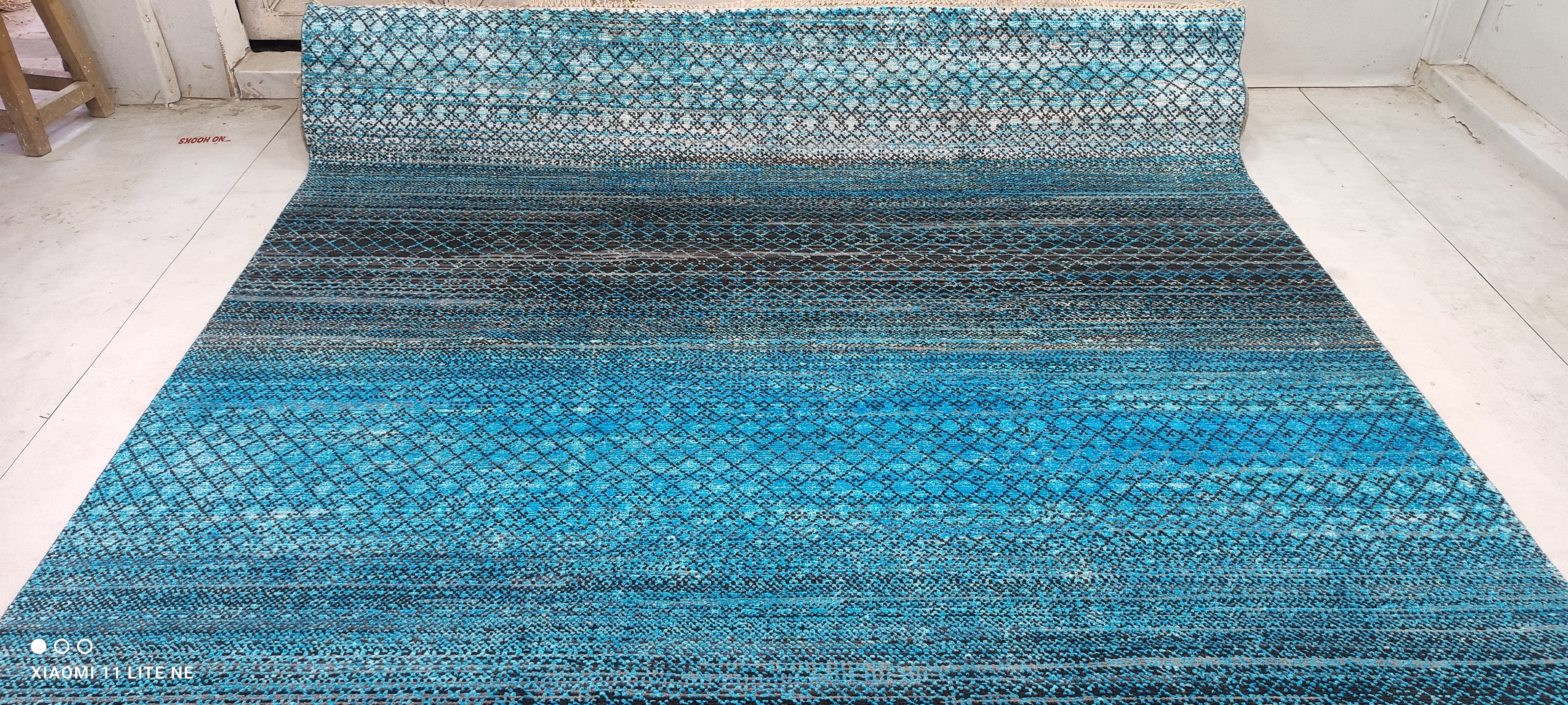 Philip Granger 8x10 Blue Hand-Knotted Grass Style Rug