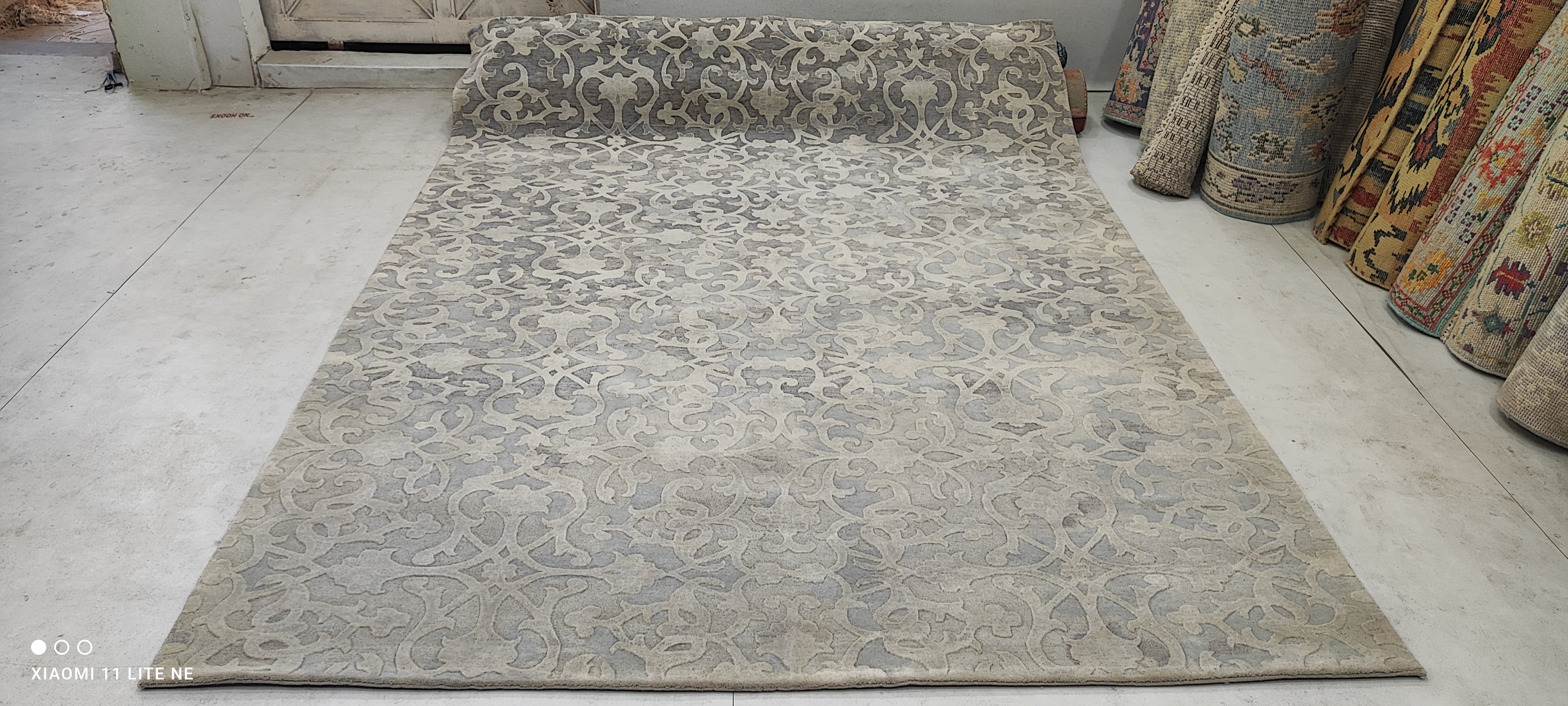 Frankie 6.6x9 Grey Hand-Knotted Modern Abstract Rug