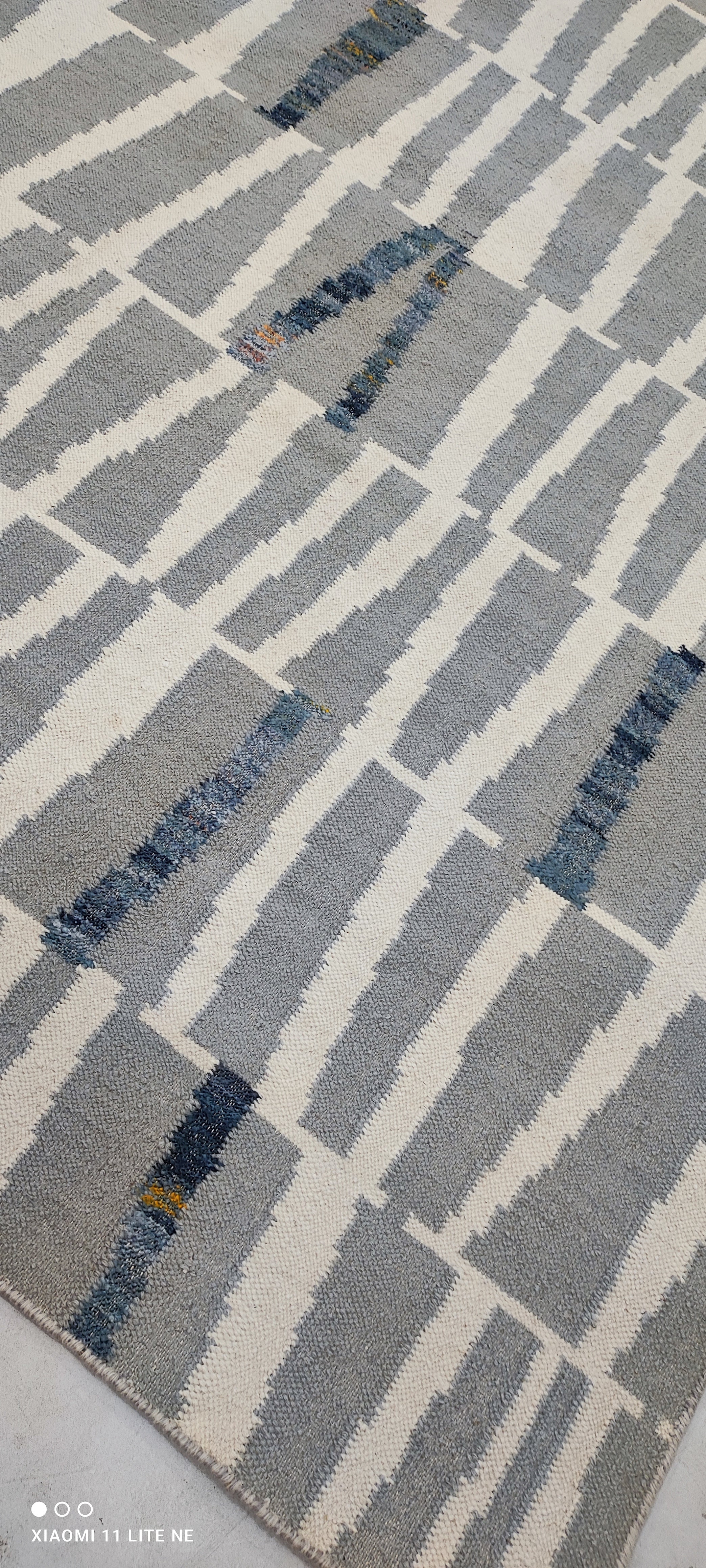 Nate Mitchell 9.3x11.6 Grey Handwoven Modern Rug