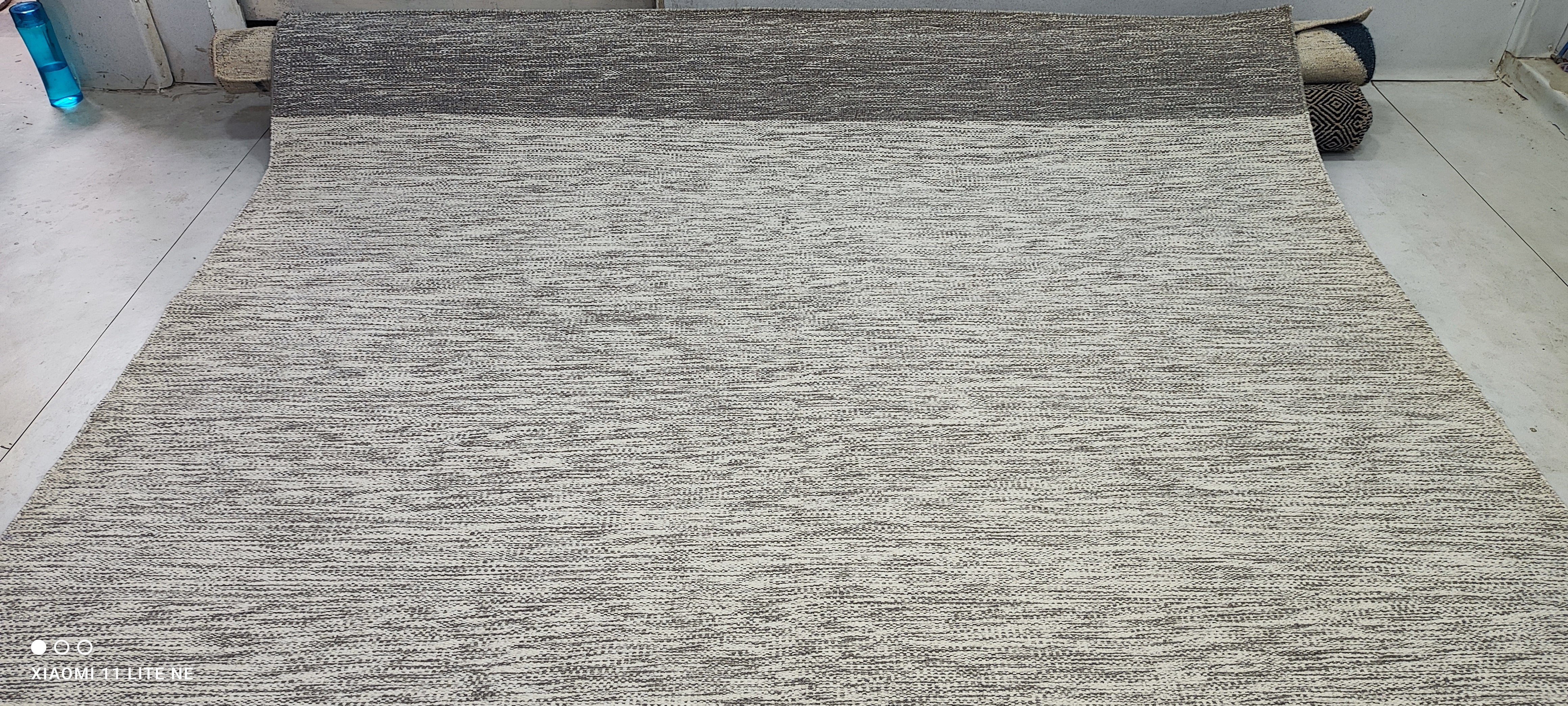 Mario Vassall 8.3x9.6 Grey Handwoven Modern Rug
