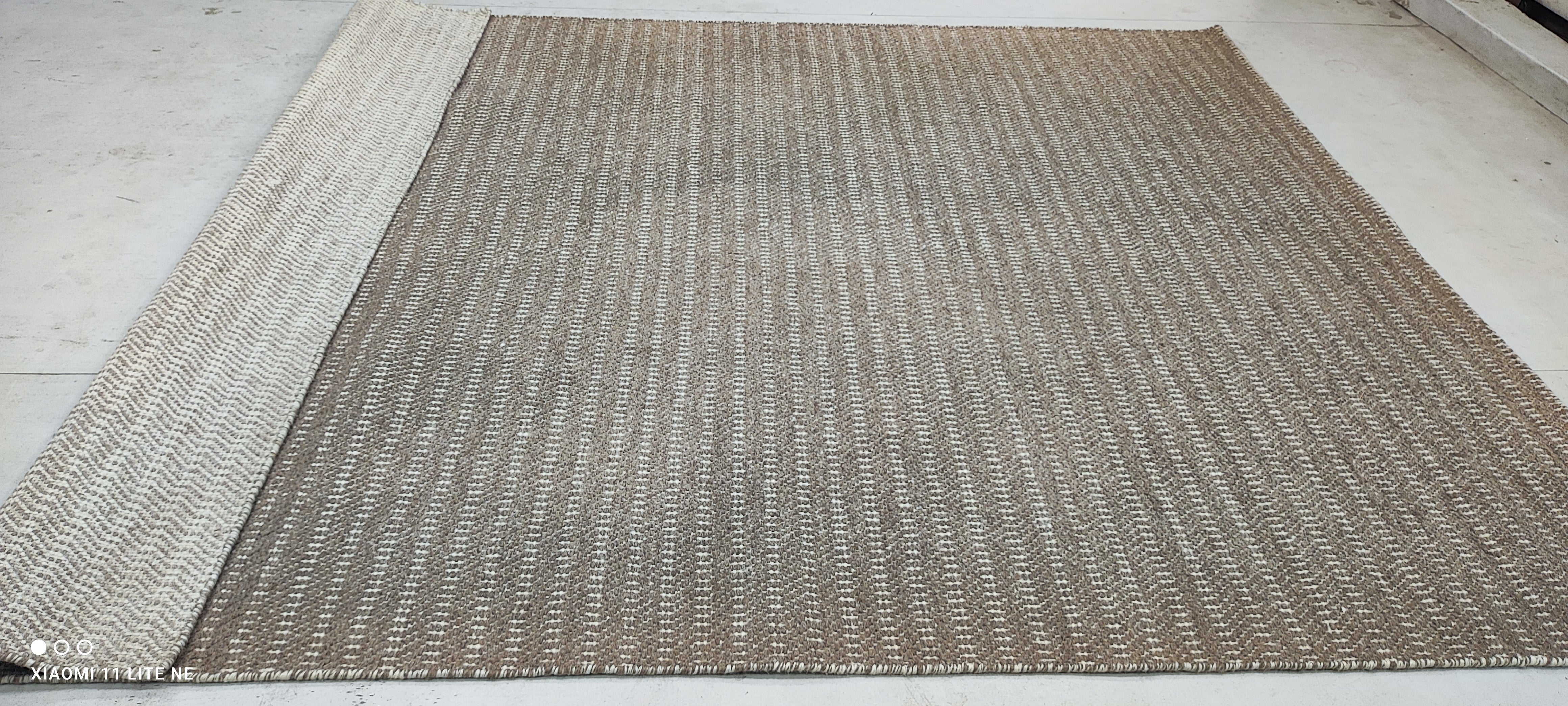Hakeem Schaumberg 6.9x8.6 Grey Handwoven Modern Rug