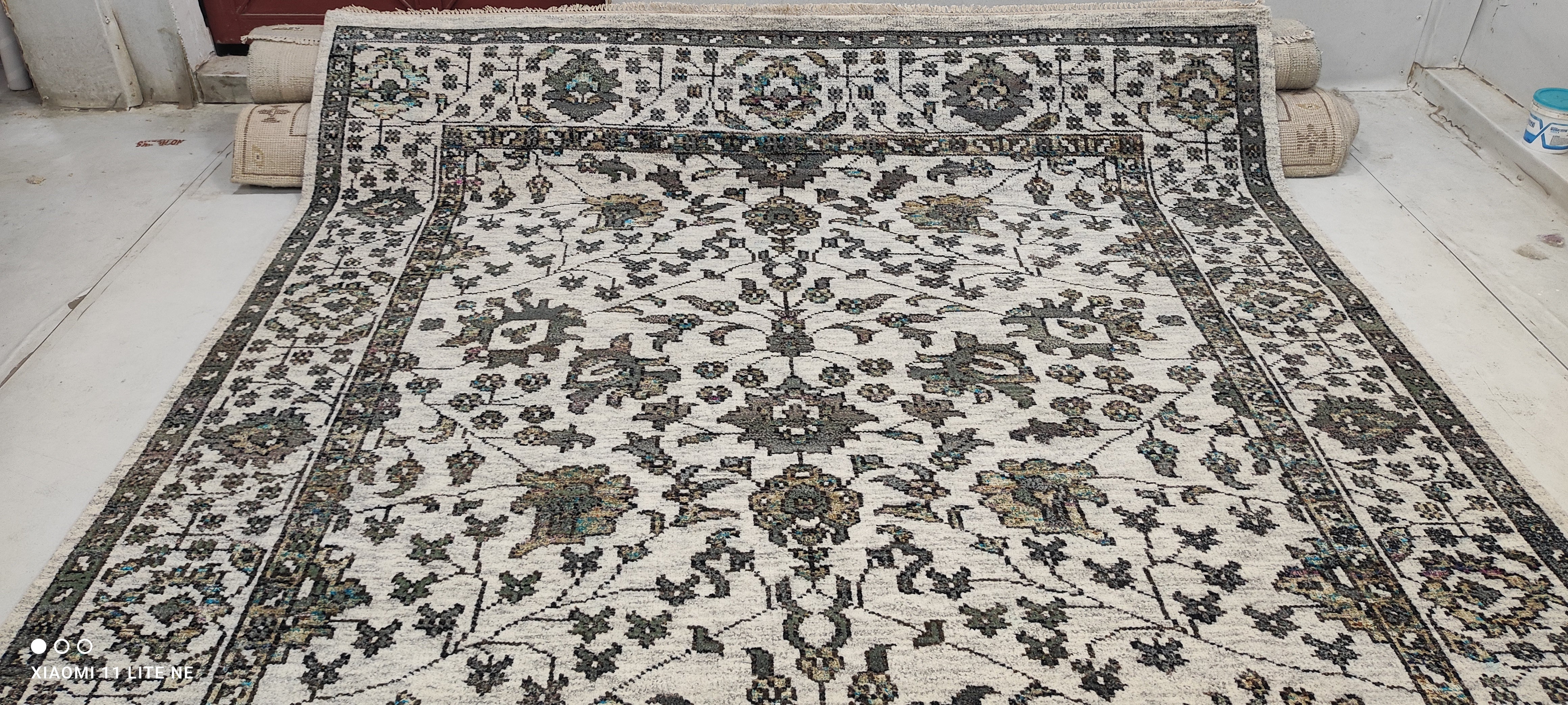 Lilli Stein 8x10 Silver Hand-Knotted Oushak Rug