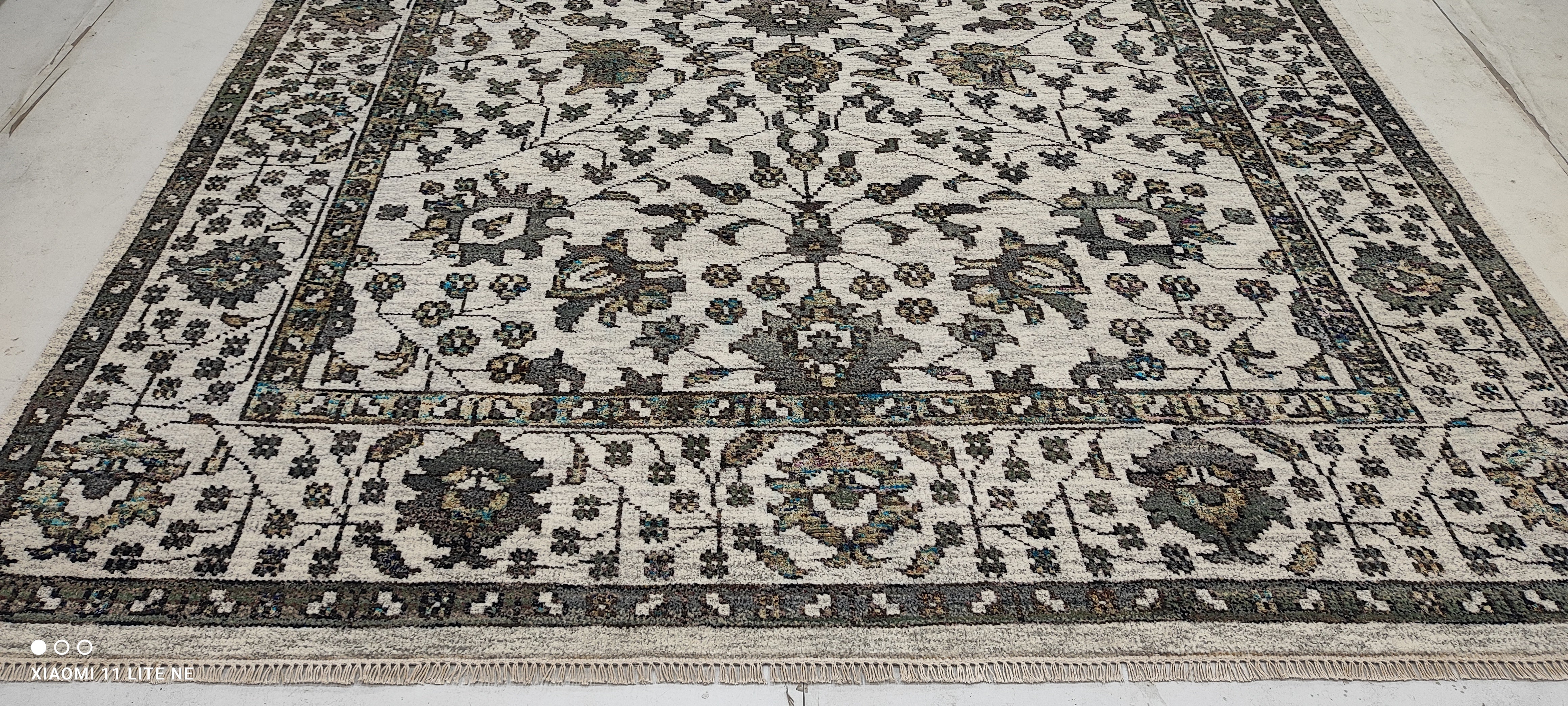 Lilli Stein 8x10 Silver Hand-Knotted Oushak Rug