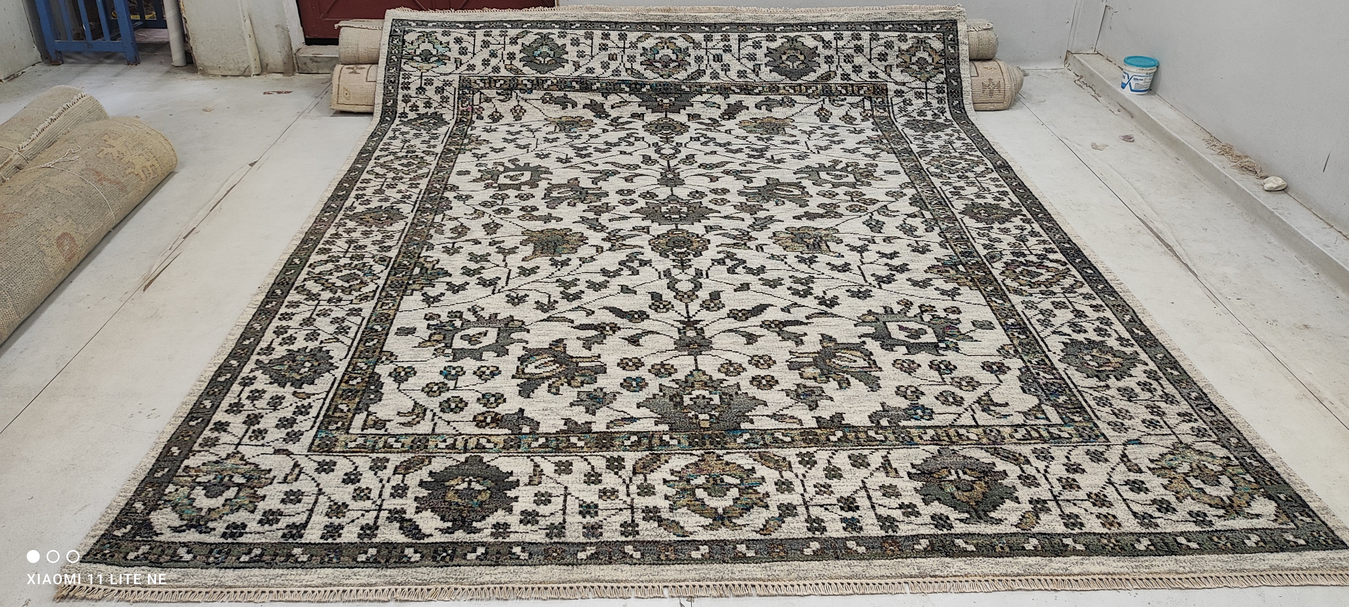 Lilli Stein 8x10 Silver Hand-Knotted Oushak Rug