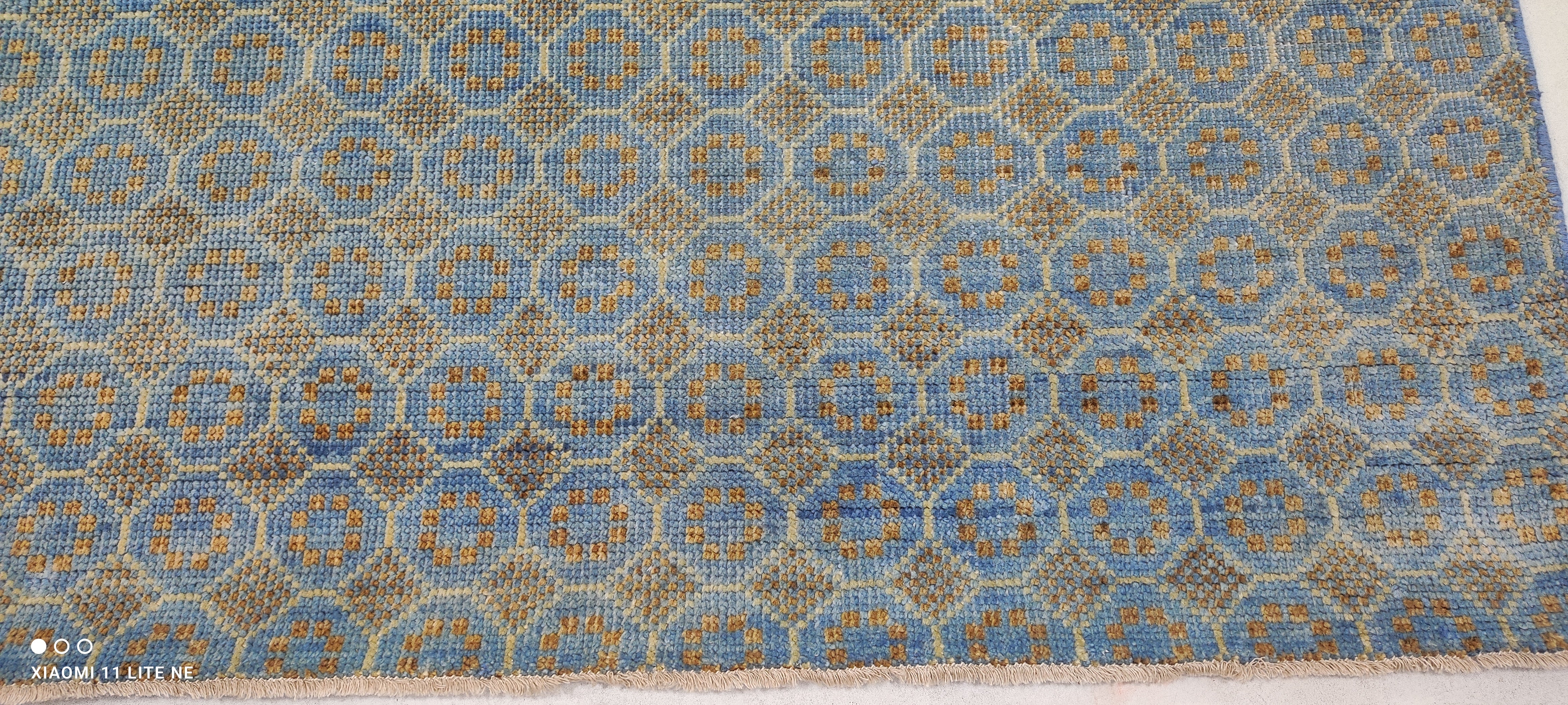 Santino Fontana 8x10 Blue Hand-Knotted Modern Style Rug