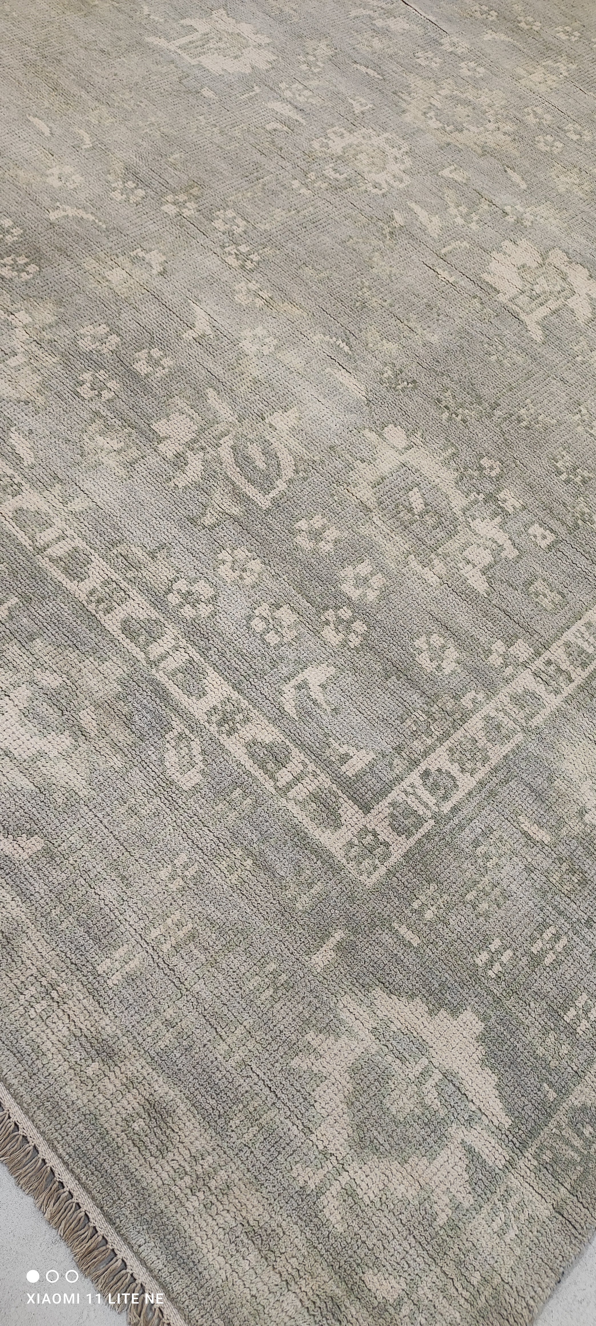 Gloria Bozeman 8x10 Grey Hand-Knotted Oushak Rug