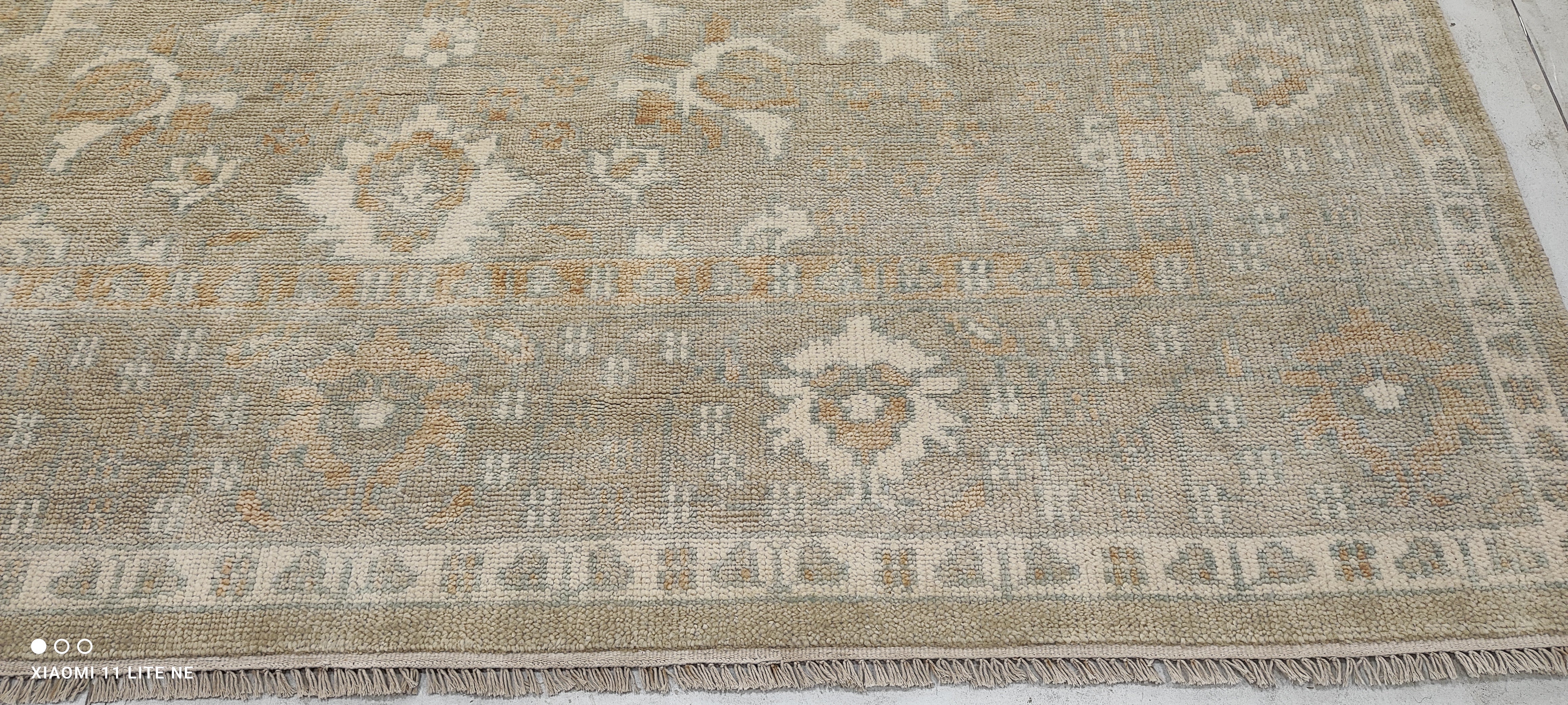 Kelly Bishop 8x10 Grey Hand-Knotted Oushak Rug