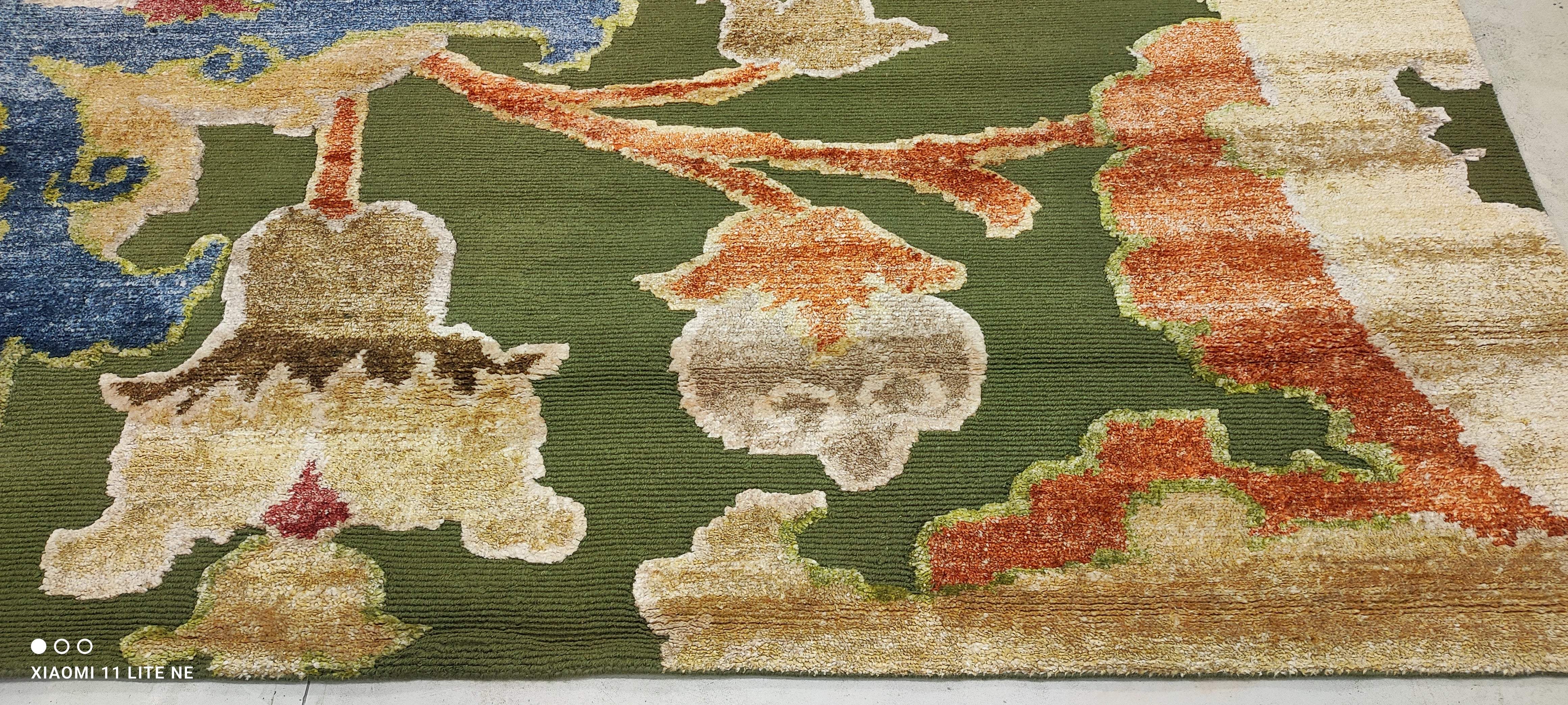 Eric Berryman 8x10 Green Hand-Knotted Modern Style Rug