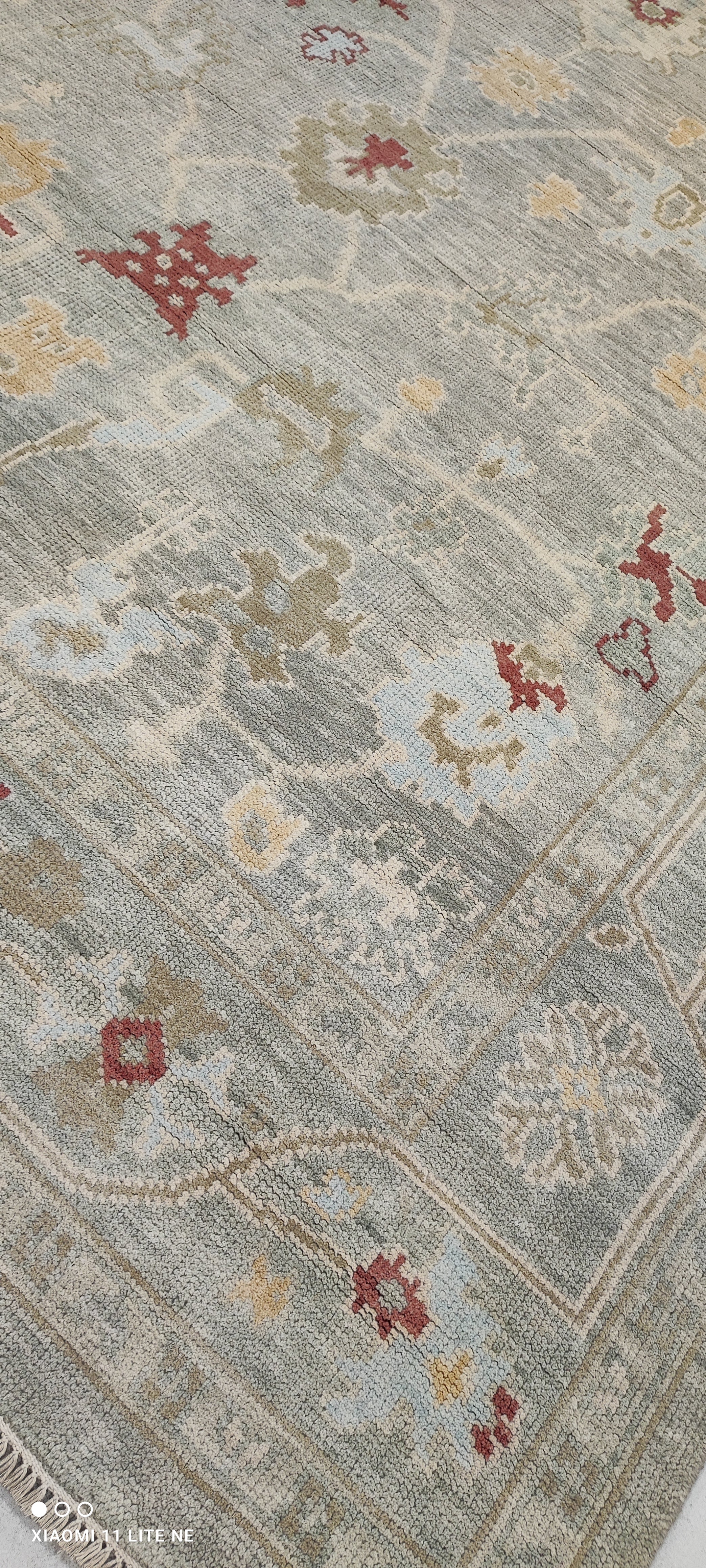 Lilin Lace 8.9x12.3 Light Green Hand-Knotted Oushak Rug