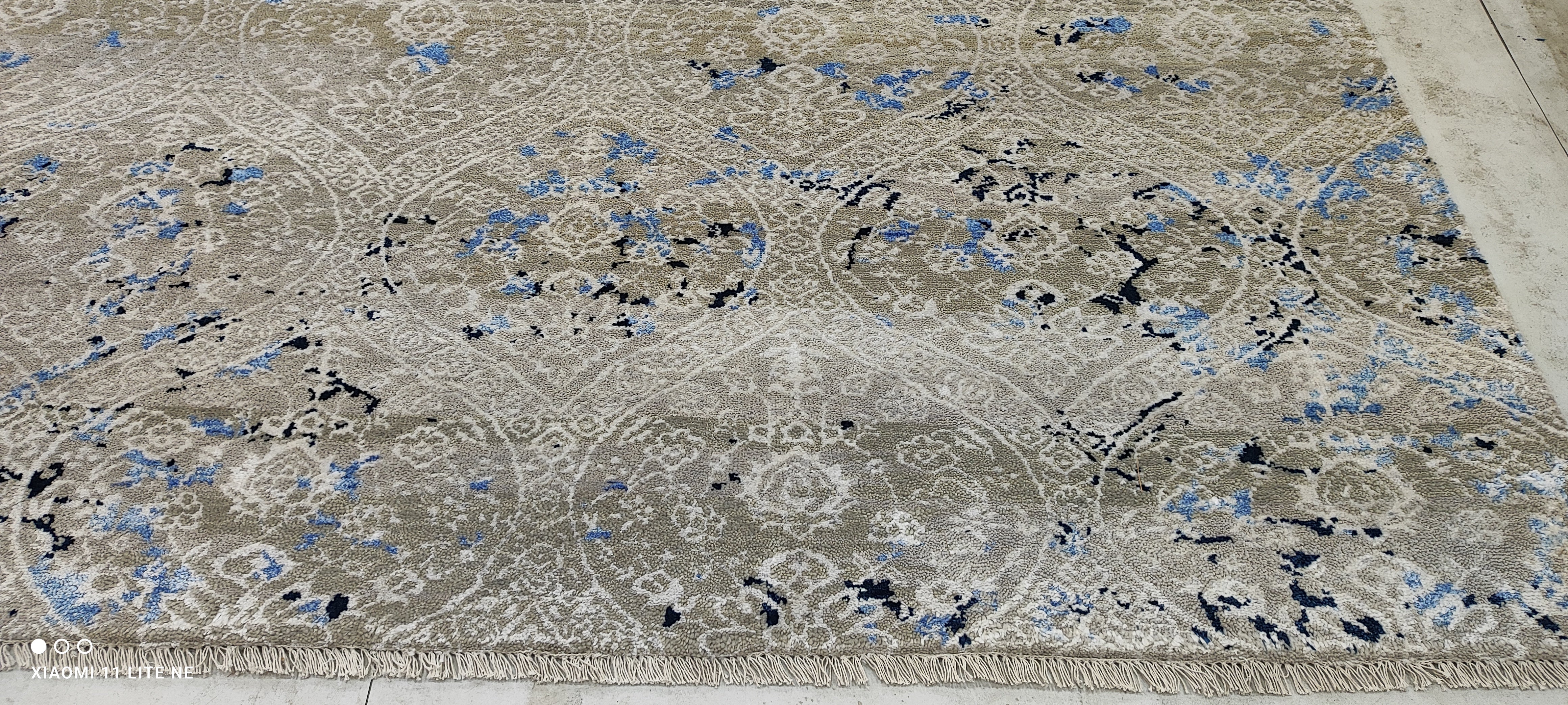 Samuel Lokie 7.6x10 Grey Hand-Knotted Modern Style Rug