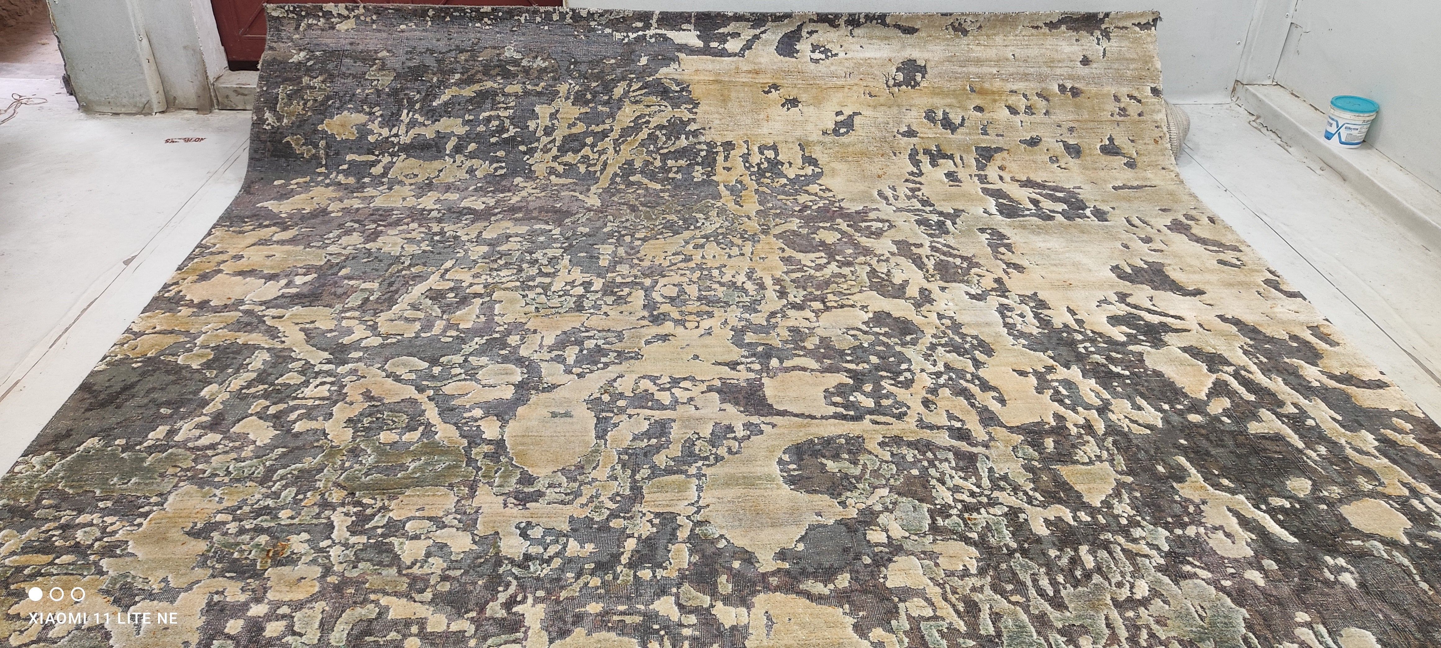 Justin Borden 8.9X11.9 Silver Hand-Knotted Modern Style Rug