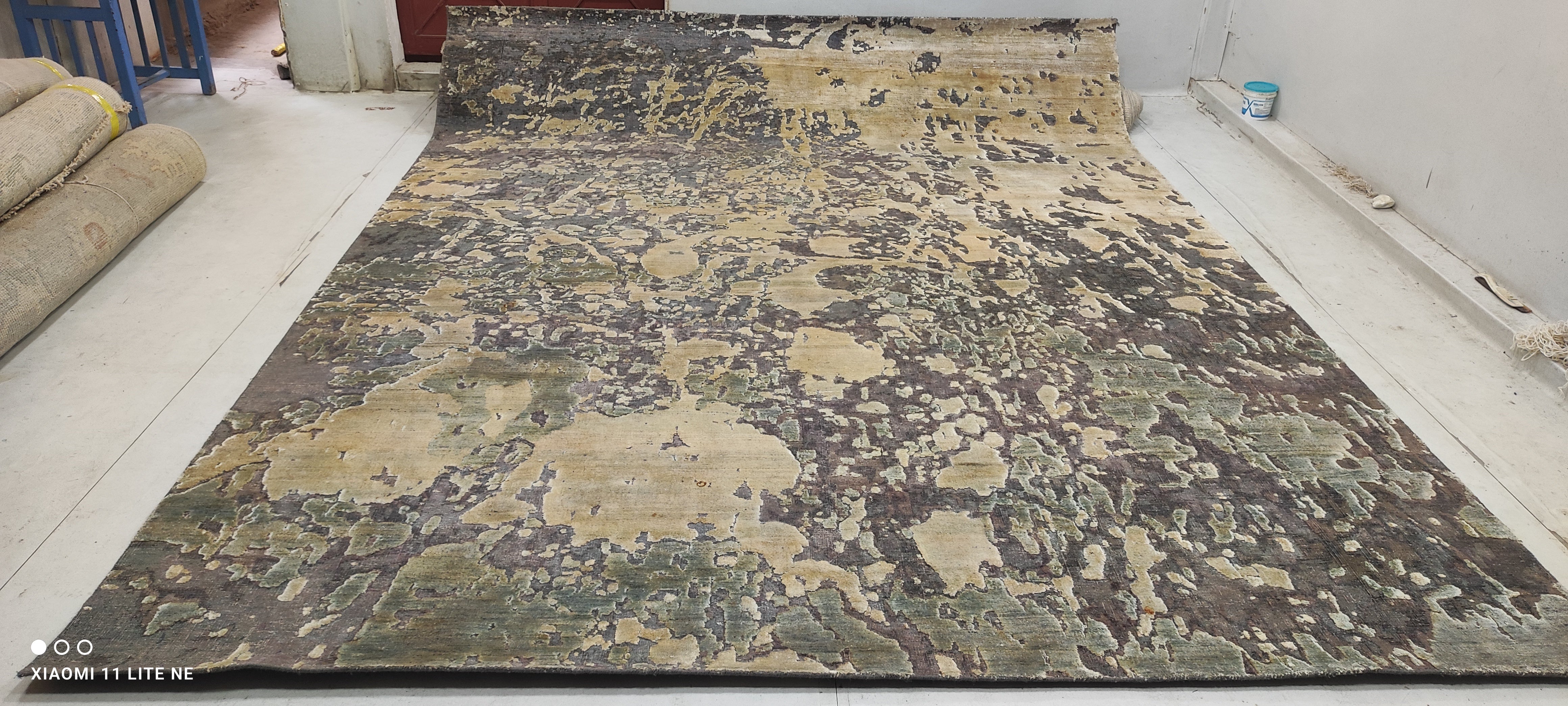 Justin Borden 8.9X11.9 Silver Hand-Knotted Modern Style Rug