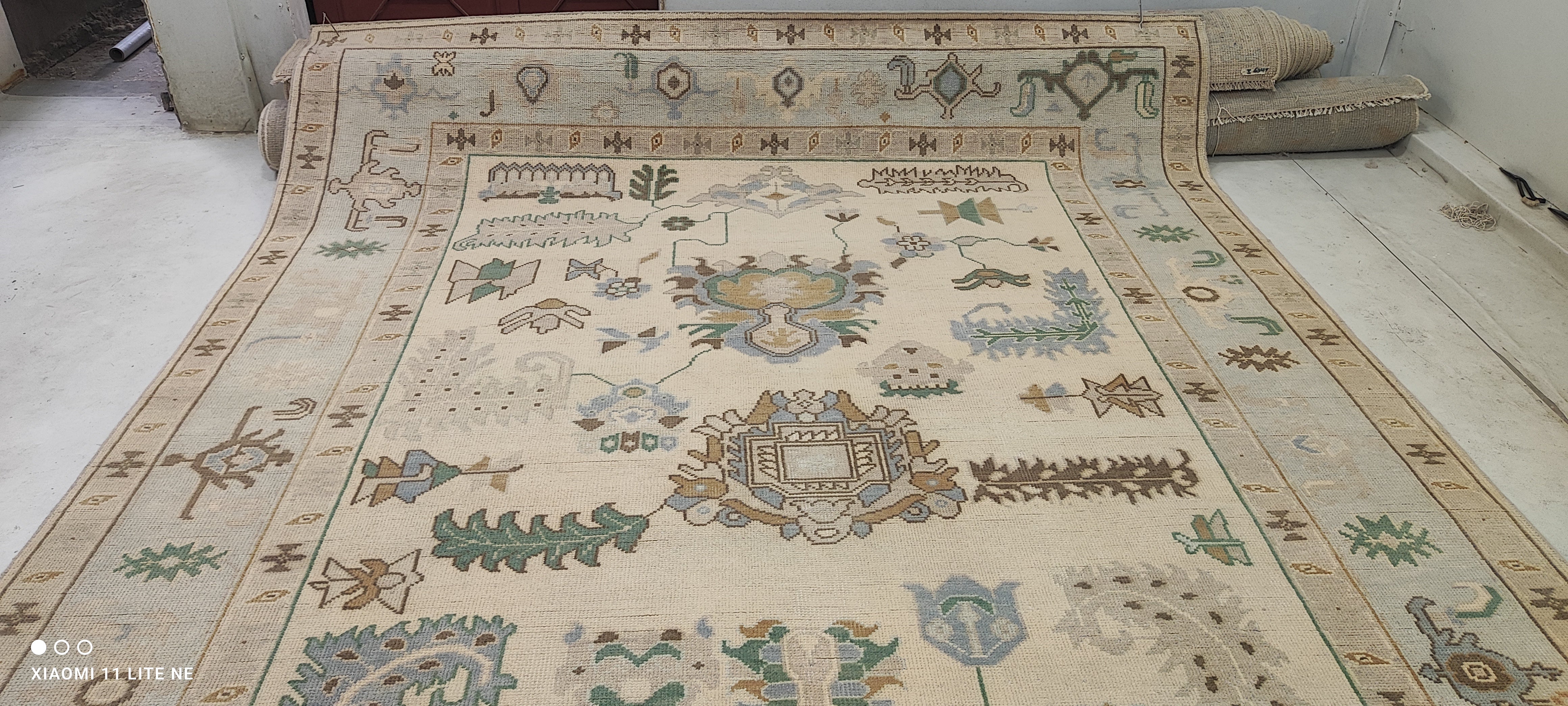 Isabella Moll 9x12 Beige Hand-Knotted Oushak Rug