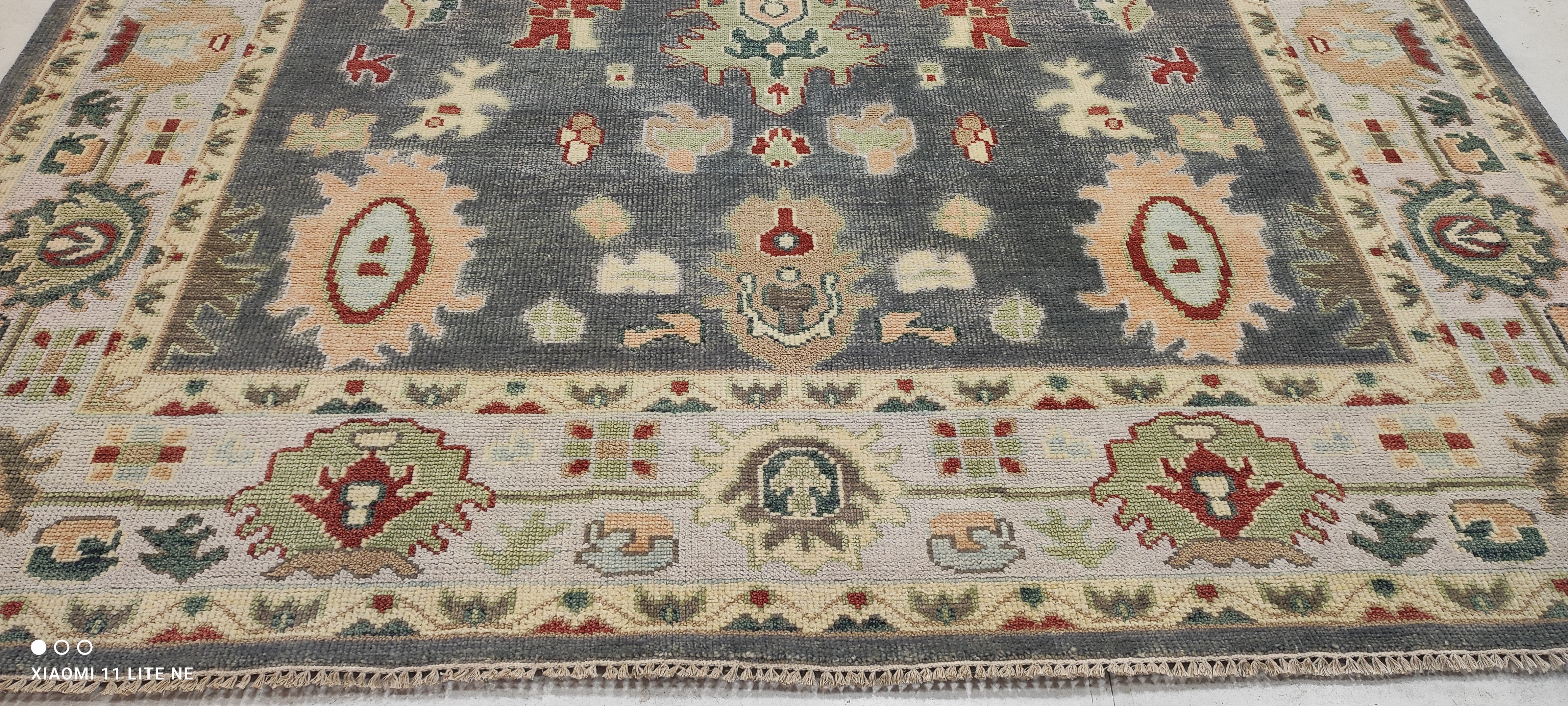 Caroline James 9x11.9 Multi Color Hand-Knotted Oushak Rug