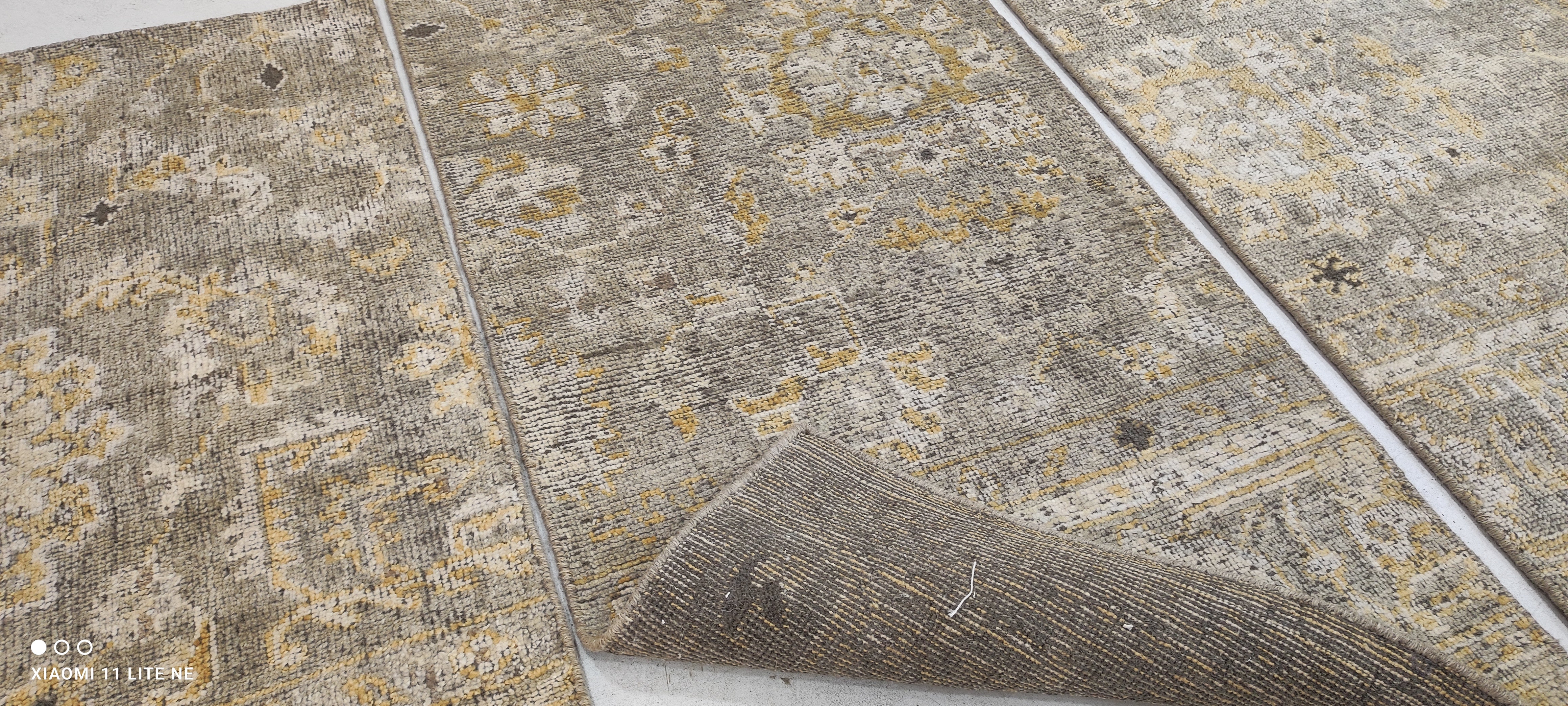 Linda Clark 2.6x4 Grey Hand-Knotted Oushak Rug