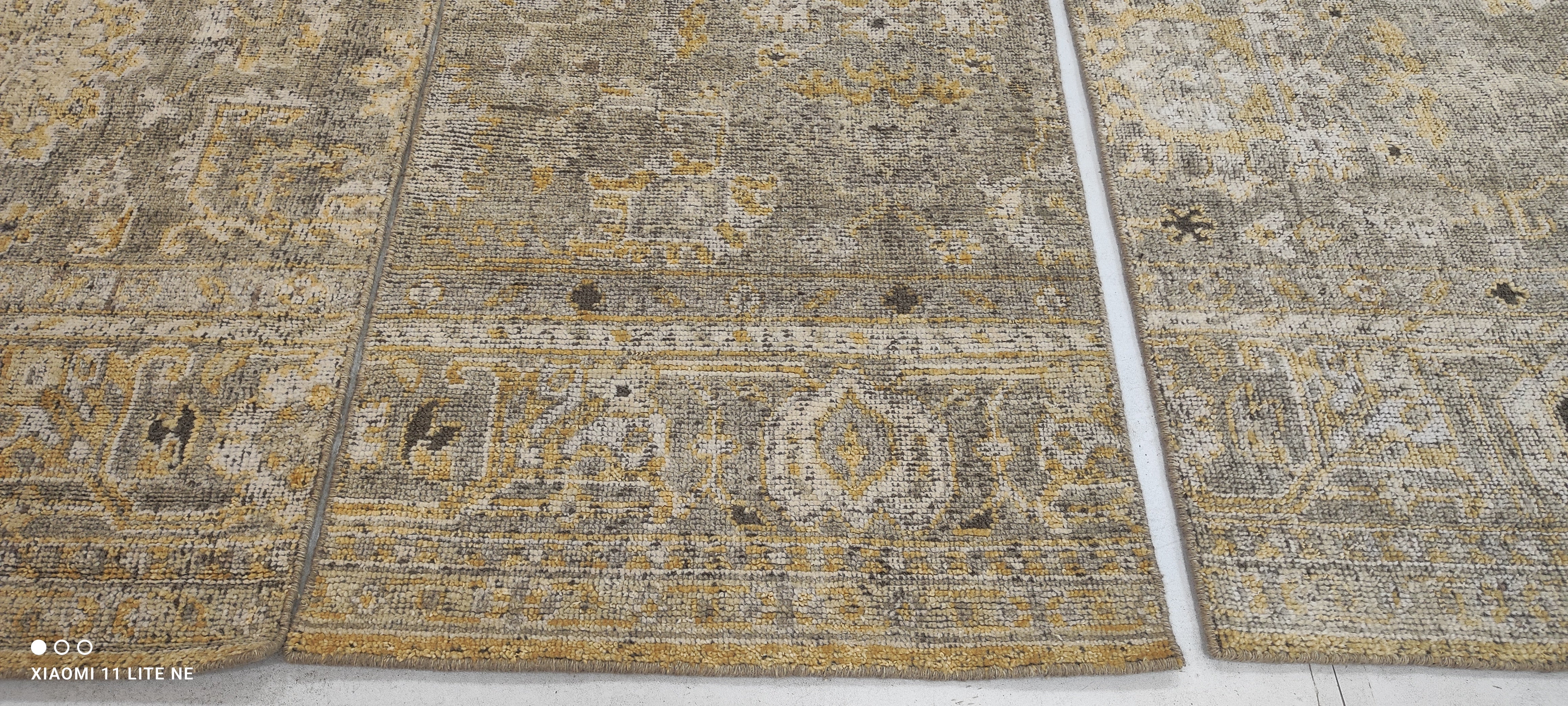 Linda Clark 2.6x4 Grey Hand-Knotted Oushak Rug