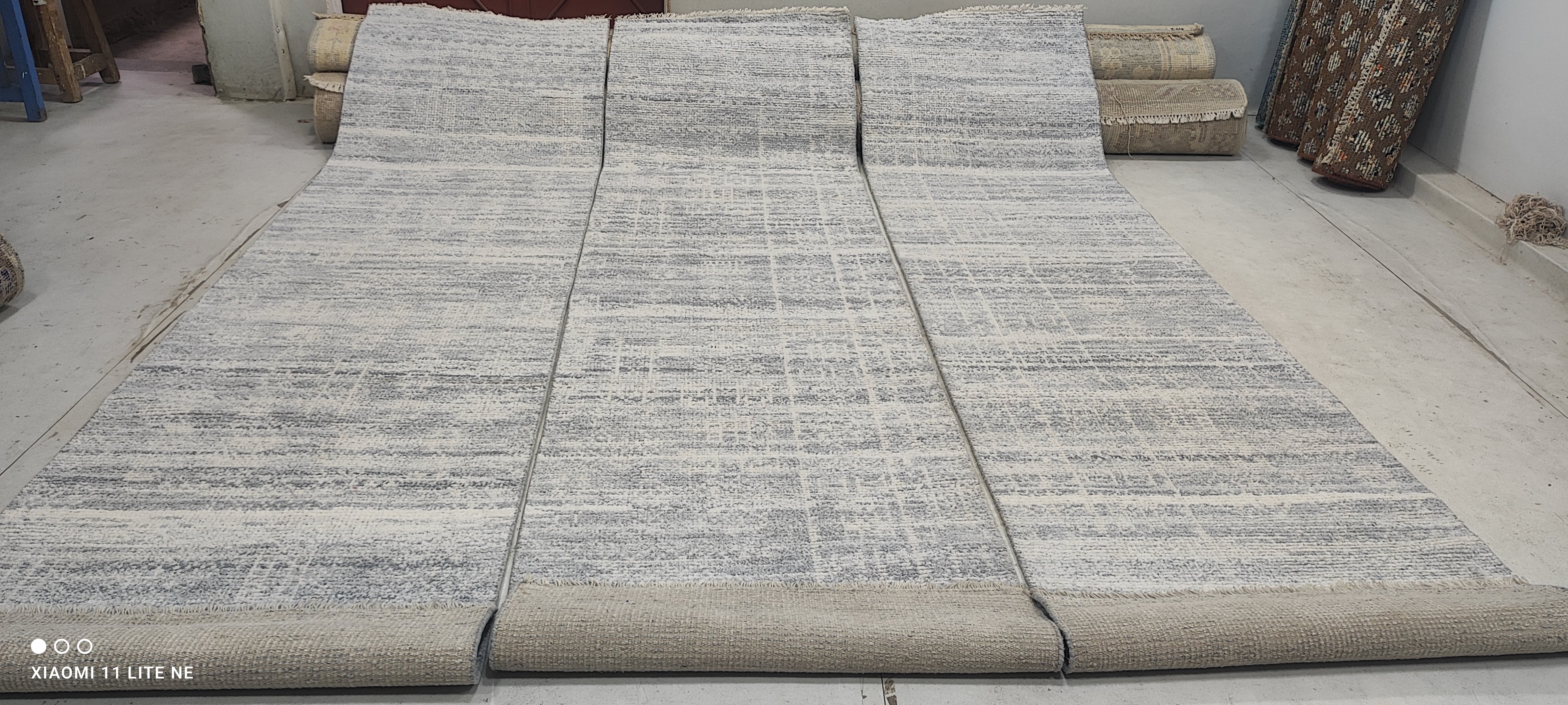 Boomer 2.6x10 Silver Hand-Knotted Modern Runner