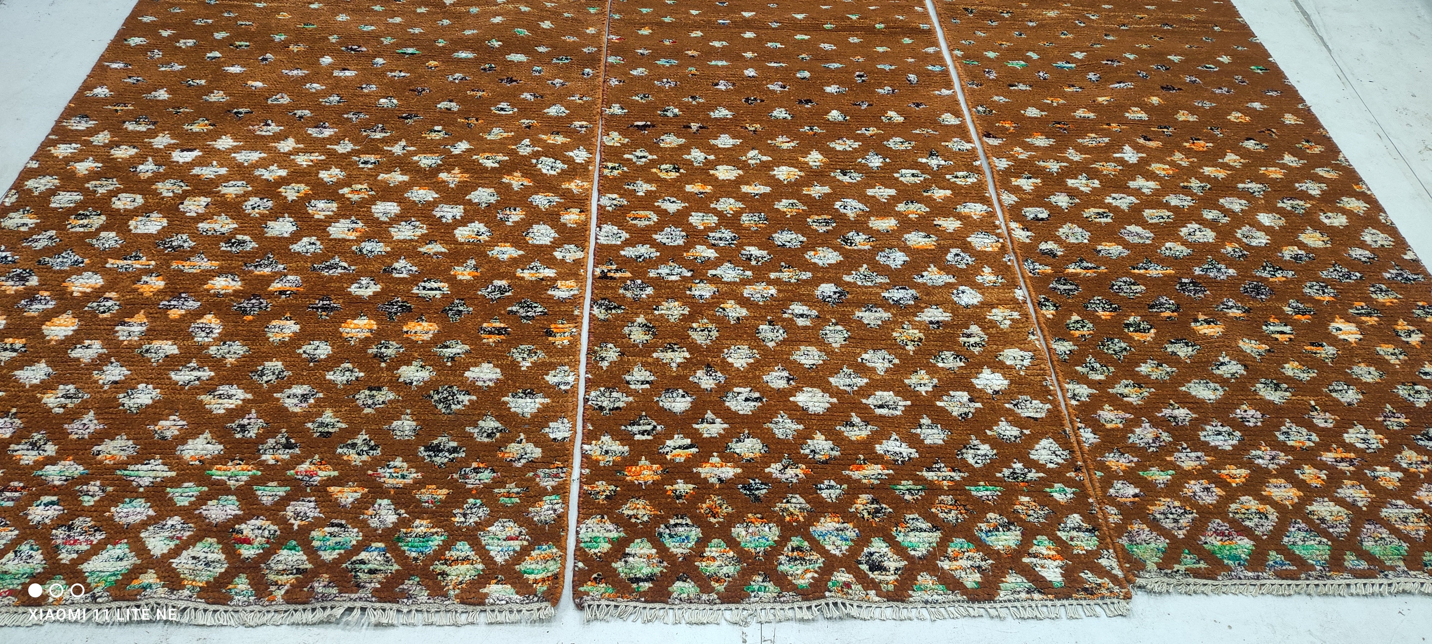 David E. Kelley Hand-Knotted Brown Modern Runner - Multiple Sizes