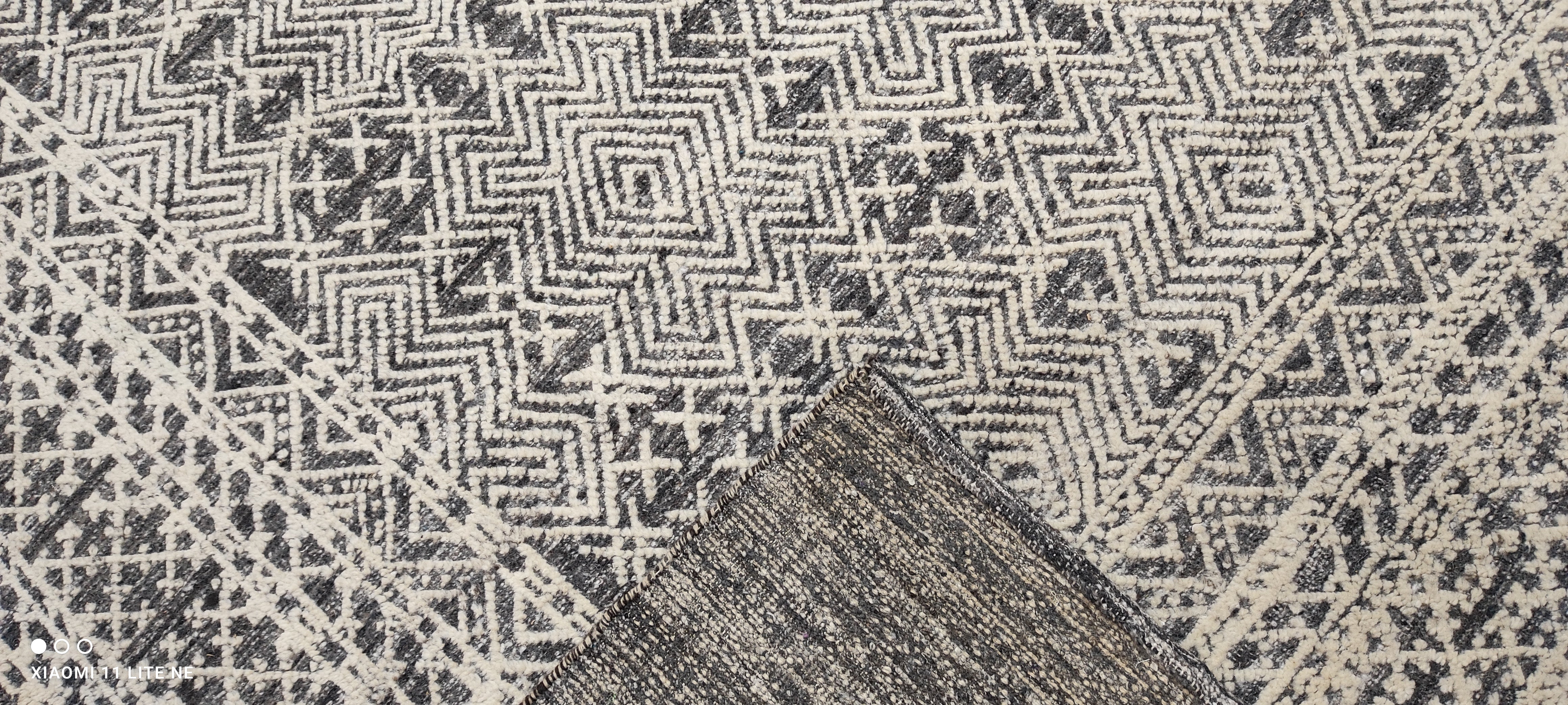 Nick Offerman 9x18.6 Hand-Knotted Grey High-Low Modern Rug