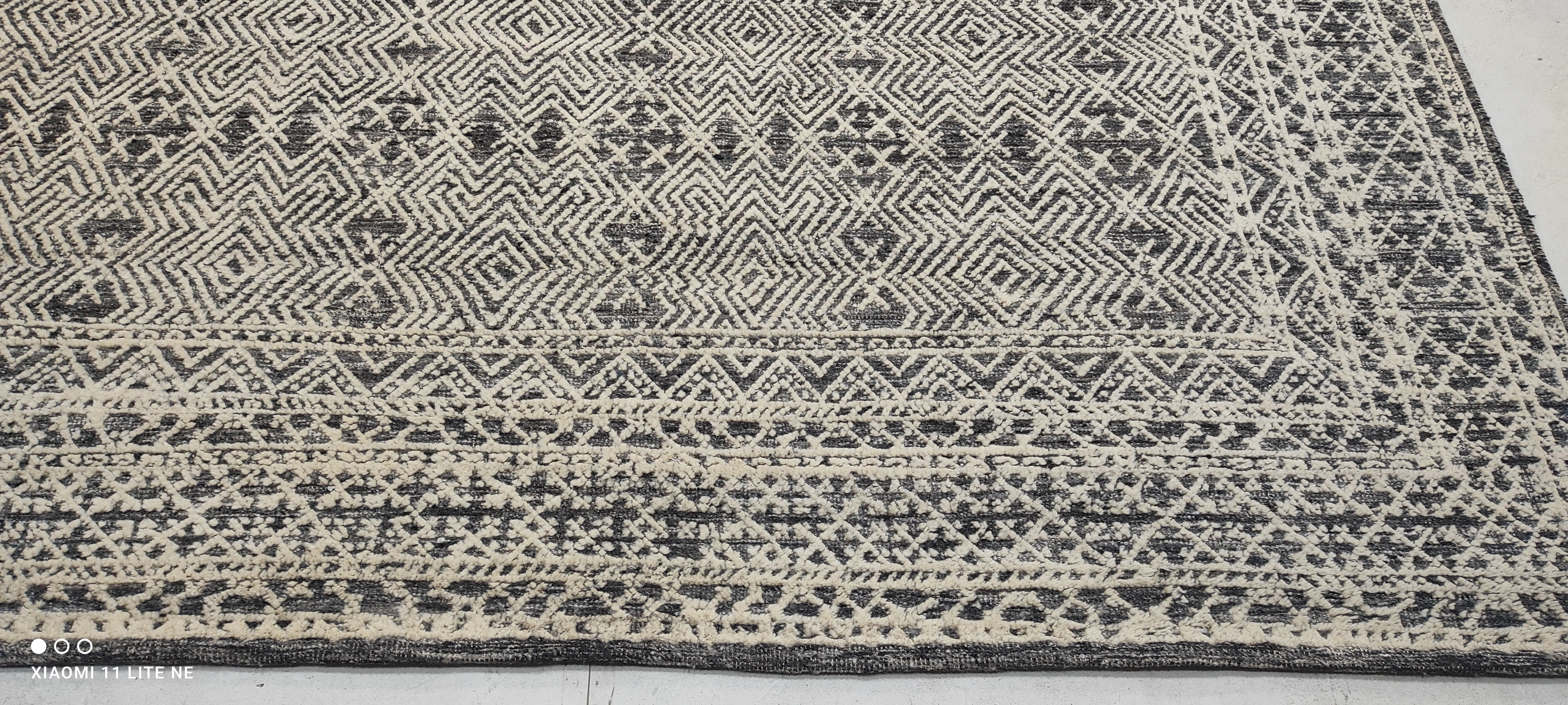 Nick Offerman 9x18.6 Hand-Knotted Grey High-Low Modern Rug