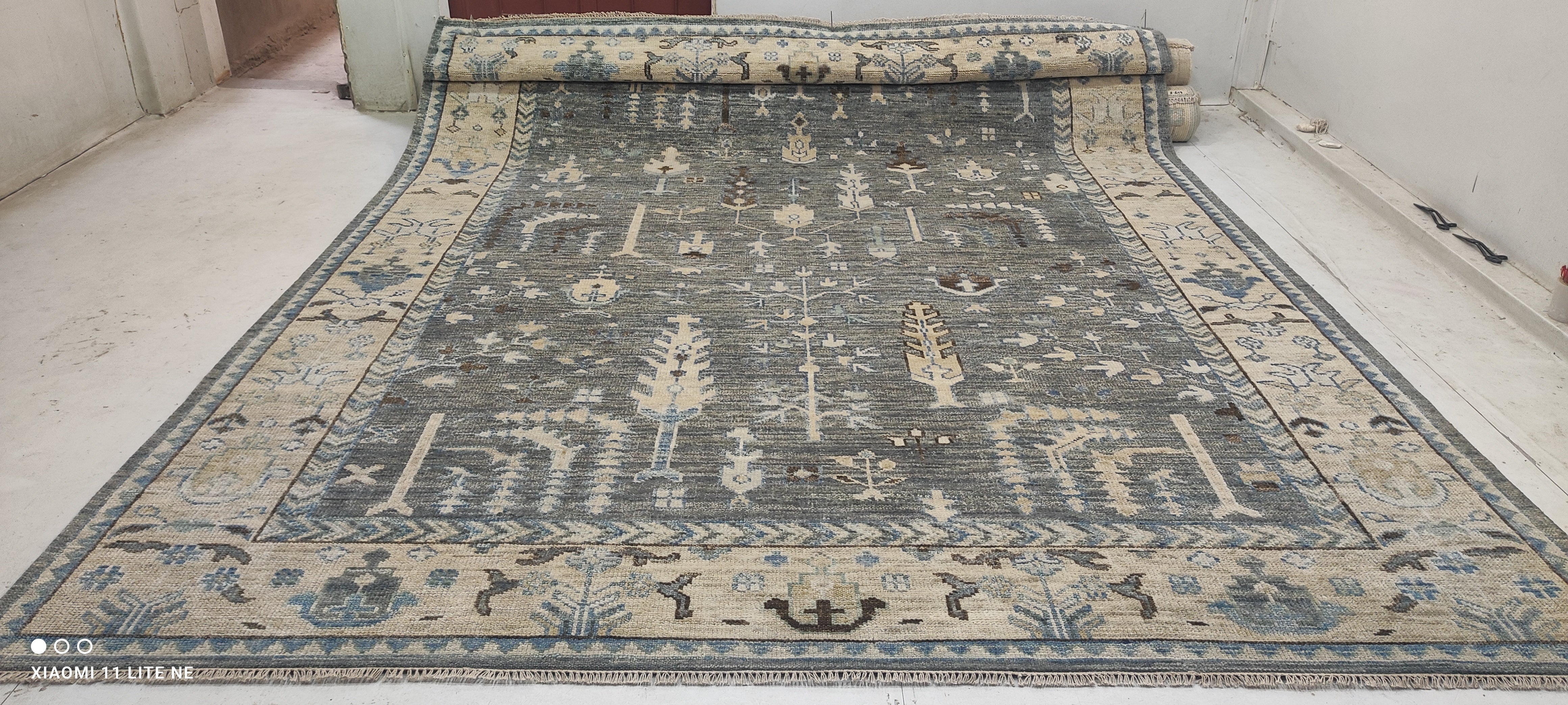 Marcia Gay Harden 10x14 Grey Hand-Knotted Oushak Rug