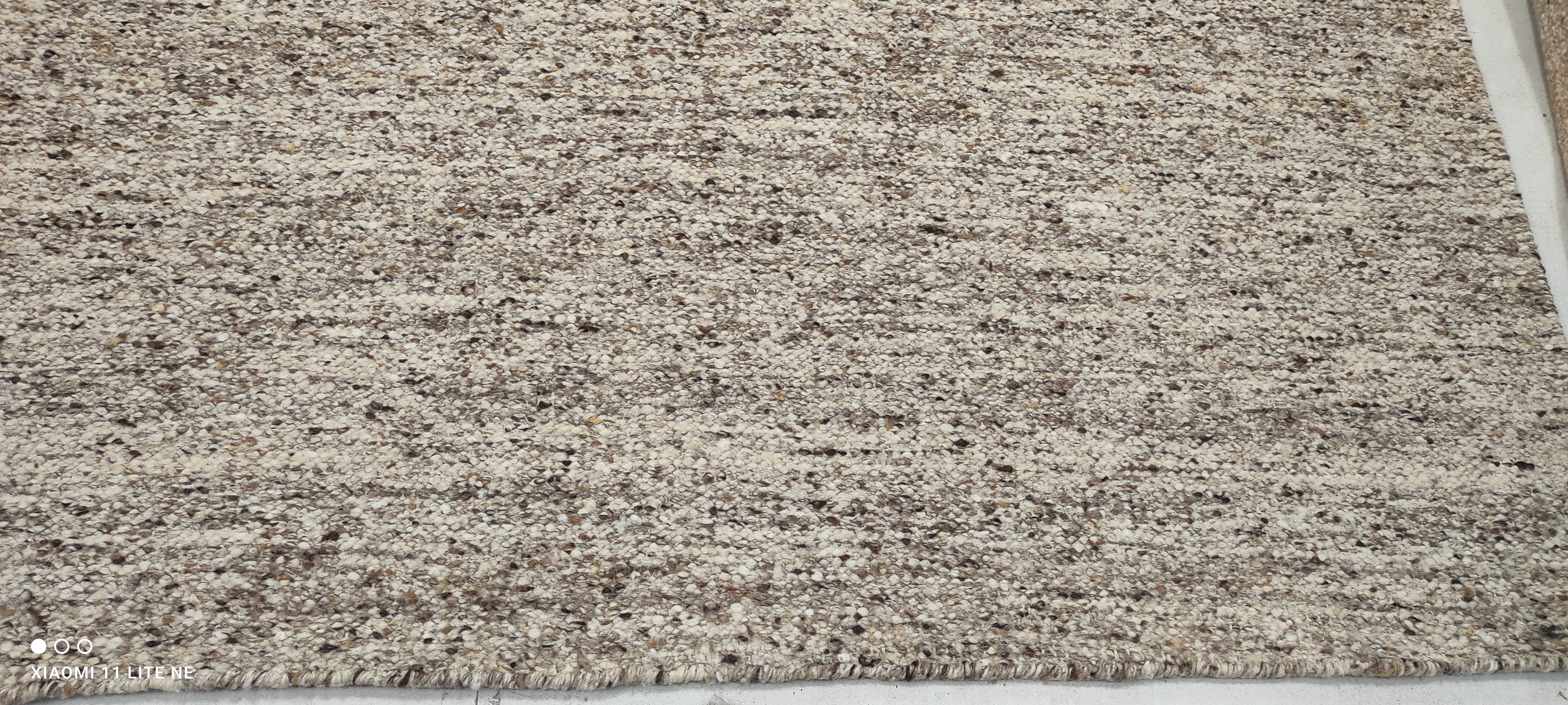 Algee Smith Grey Handwoven Modern Durrie Rug (Multiple Sizes)